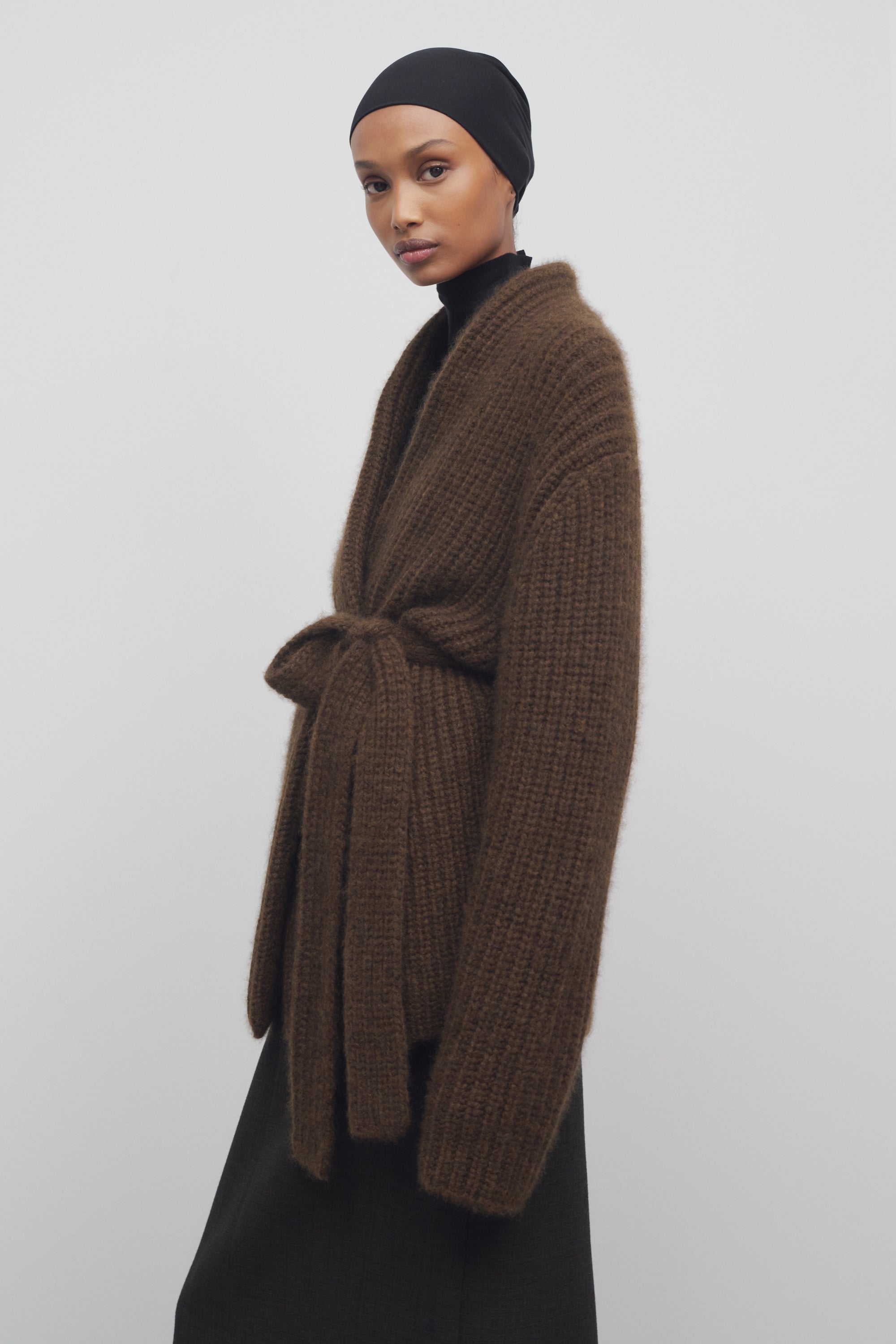 Isotani Cardigan in Cashmere and Silk、mySite、aoinhome