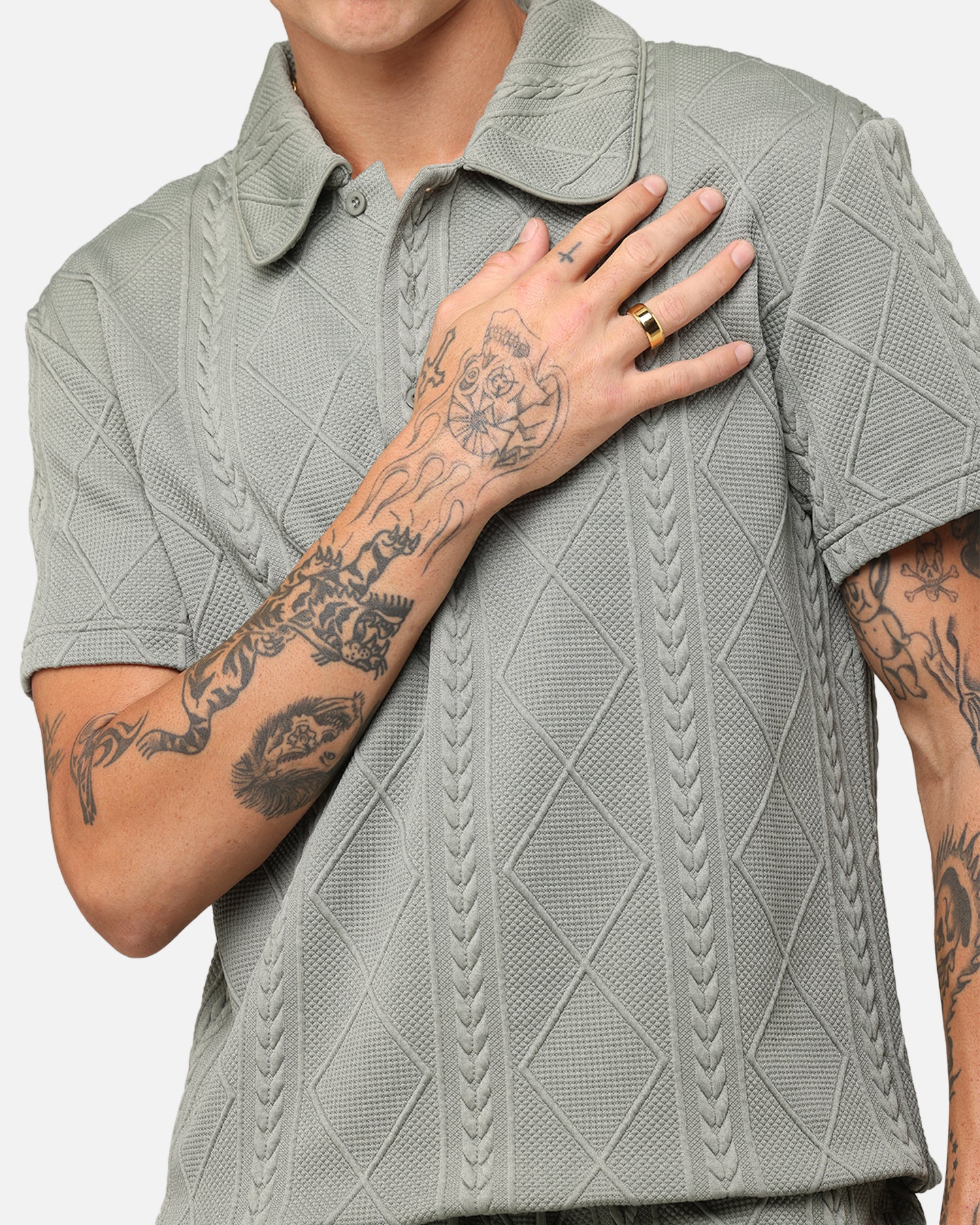 {product_title} - {shop_name}