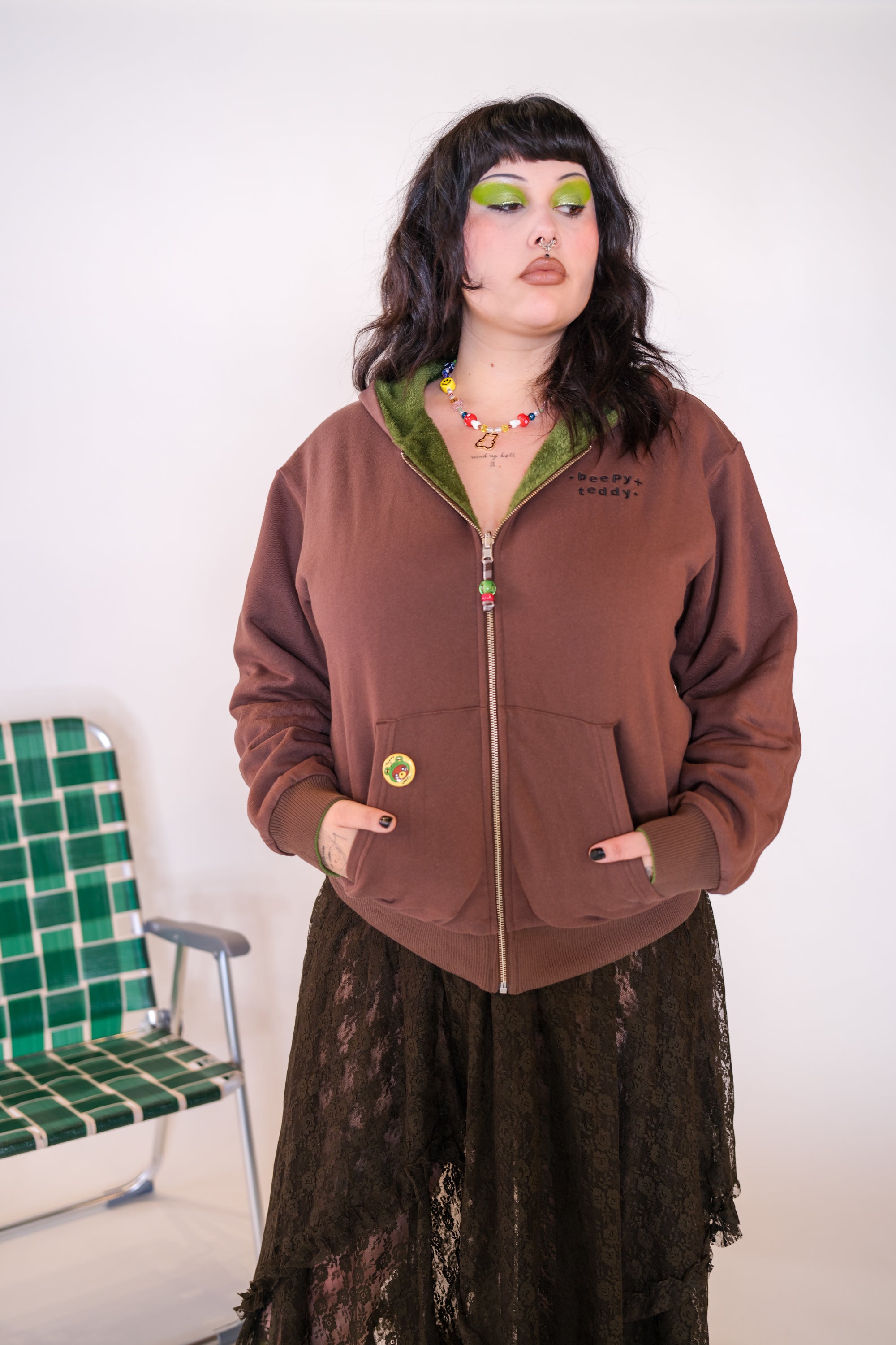 {product_title} - {shop_name}