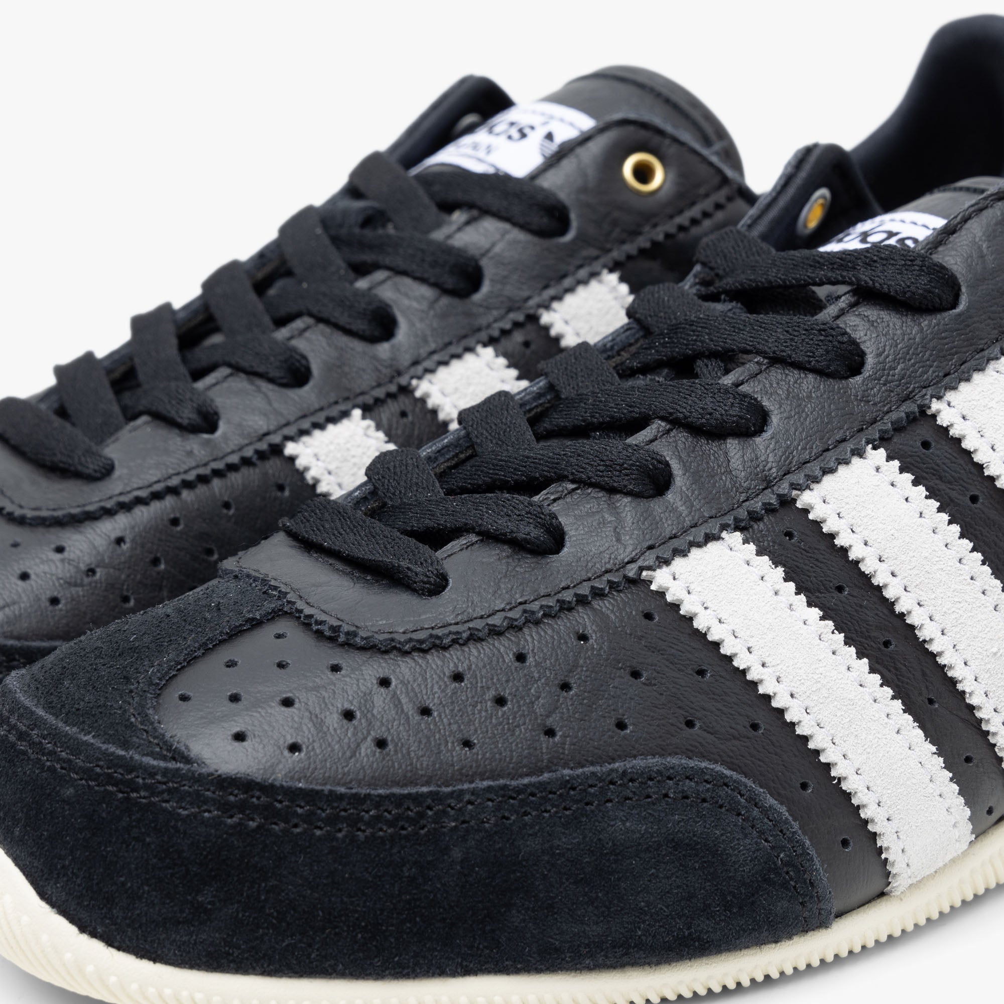  adidas Originals Women's Japan Black Core Black / Ftwr White - Gold Metallic、mySite、merchandisen
