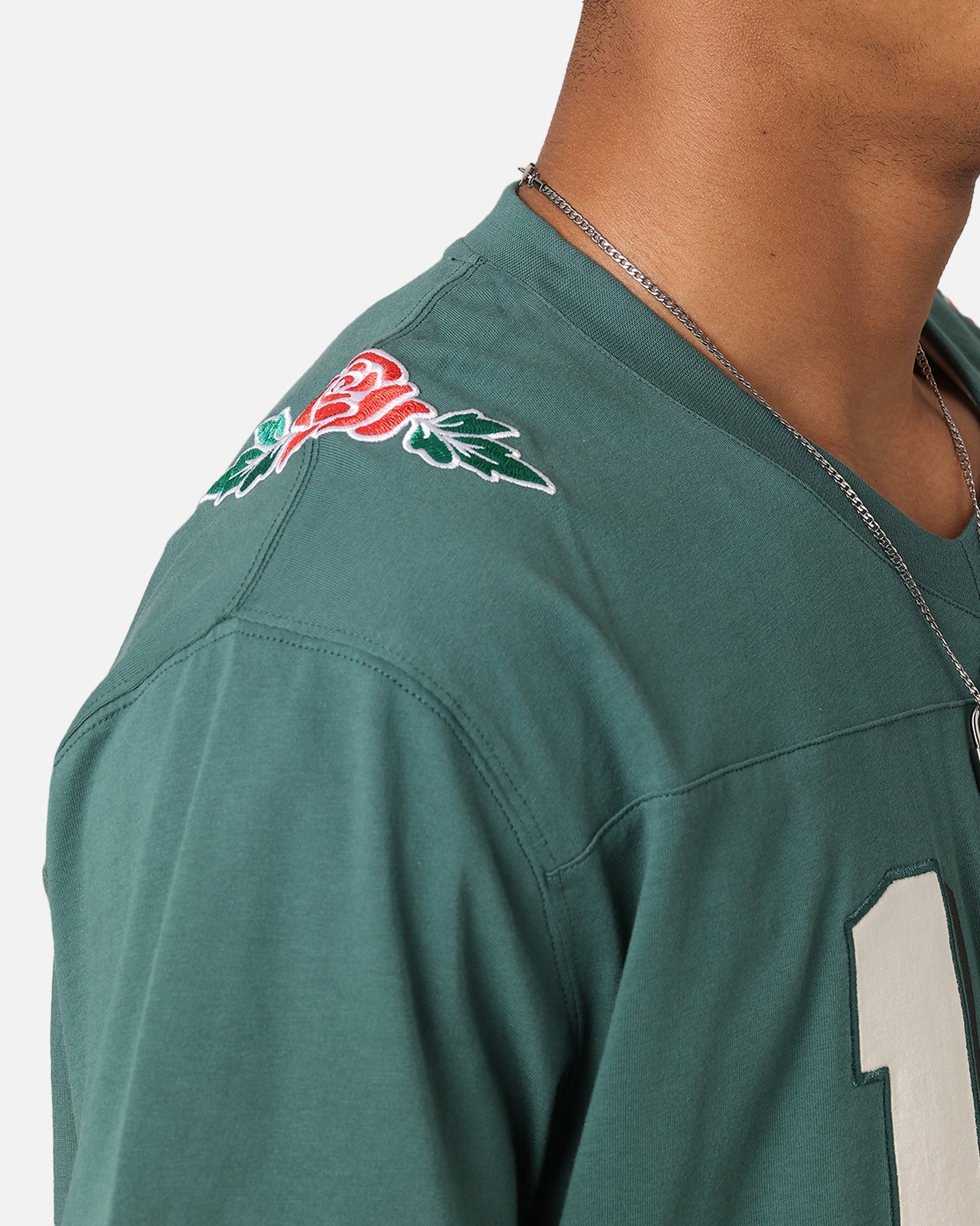 {product_title} - {shop_name}