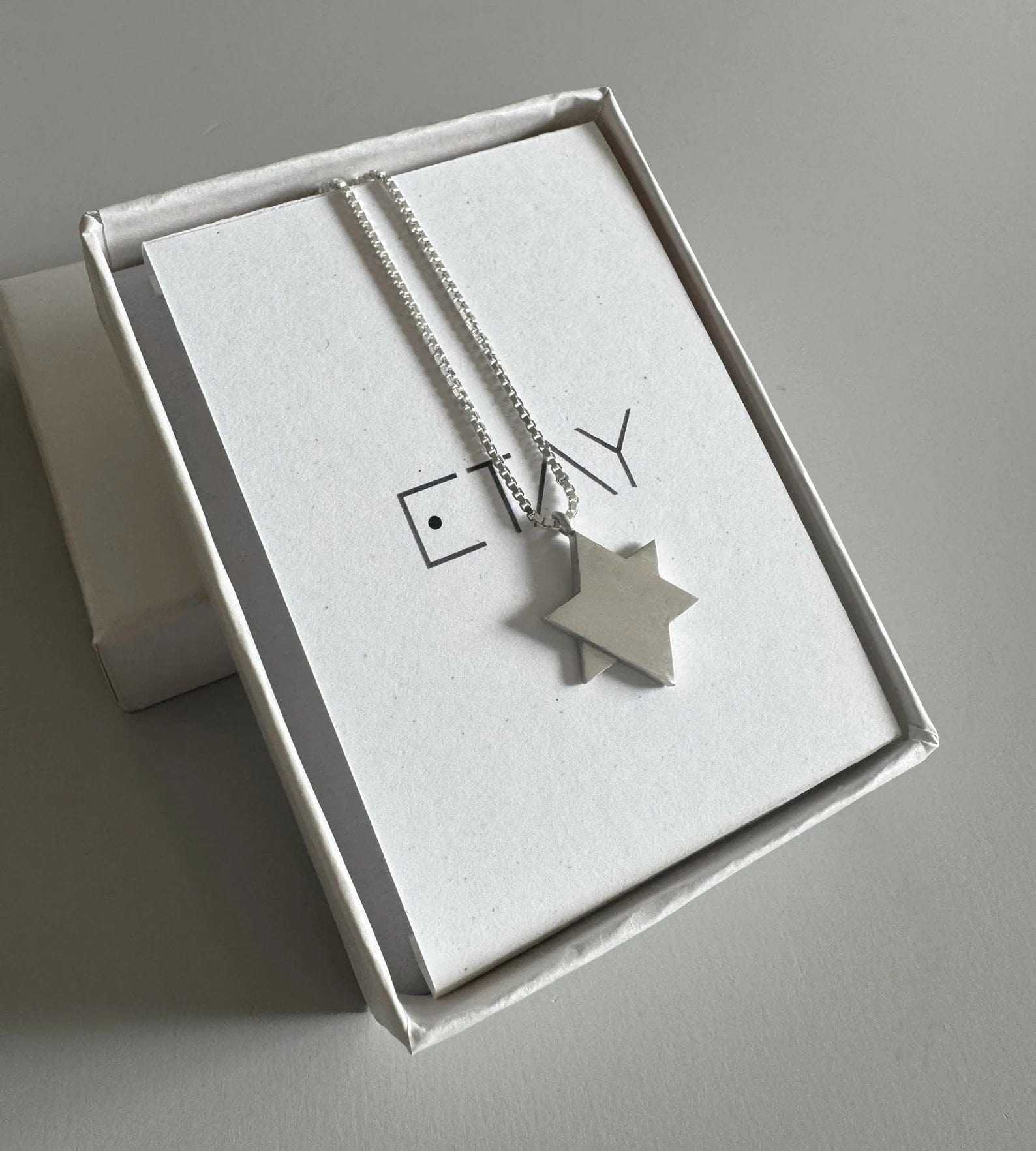 Geometric Star of David Necklace - Sterling Silver or Gold-Plated、mySite、topwebapps