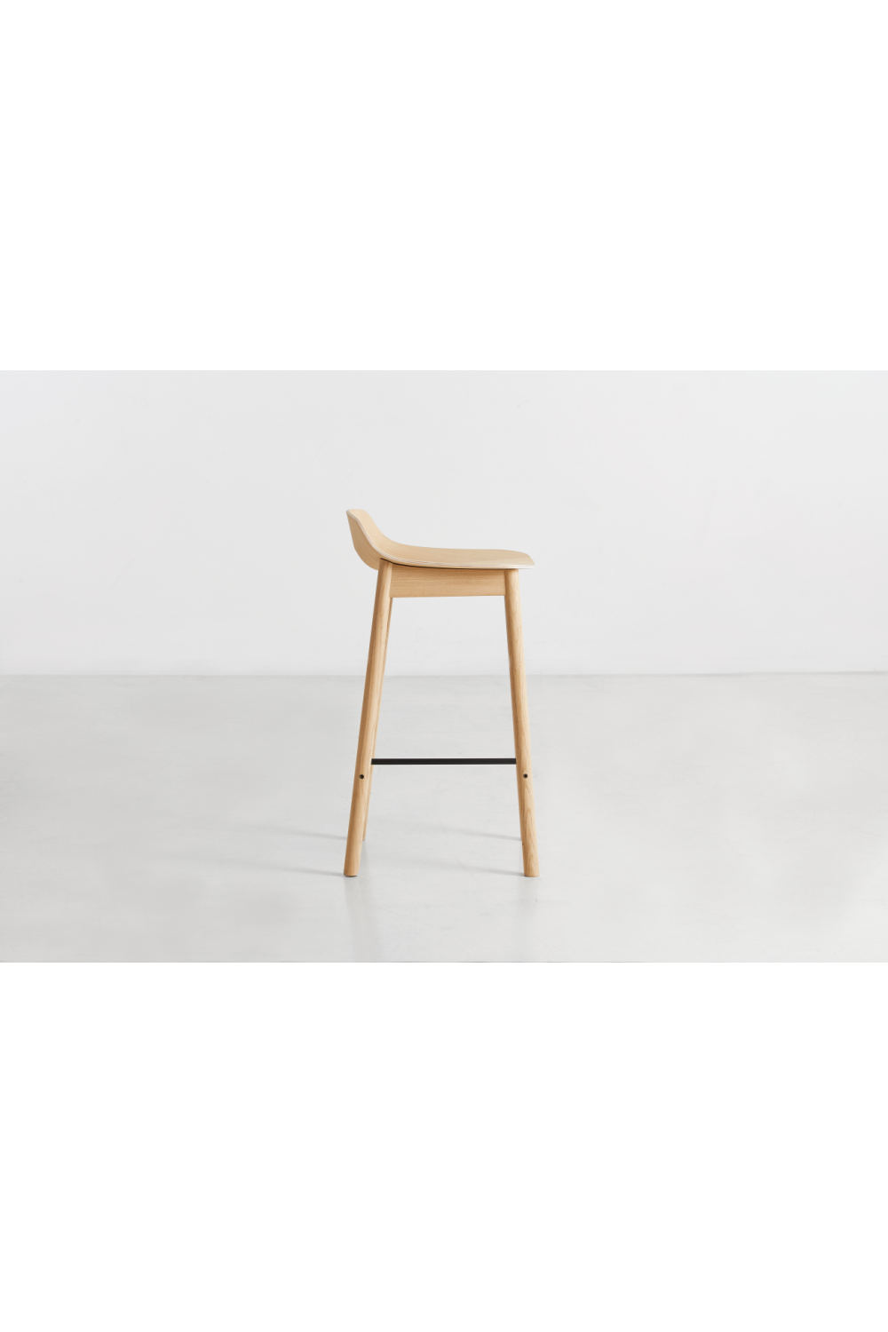 Classic Oak Counter Stool | WOUD Mono、mySite、neckold