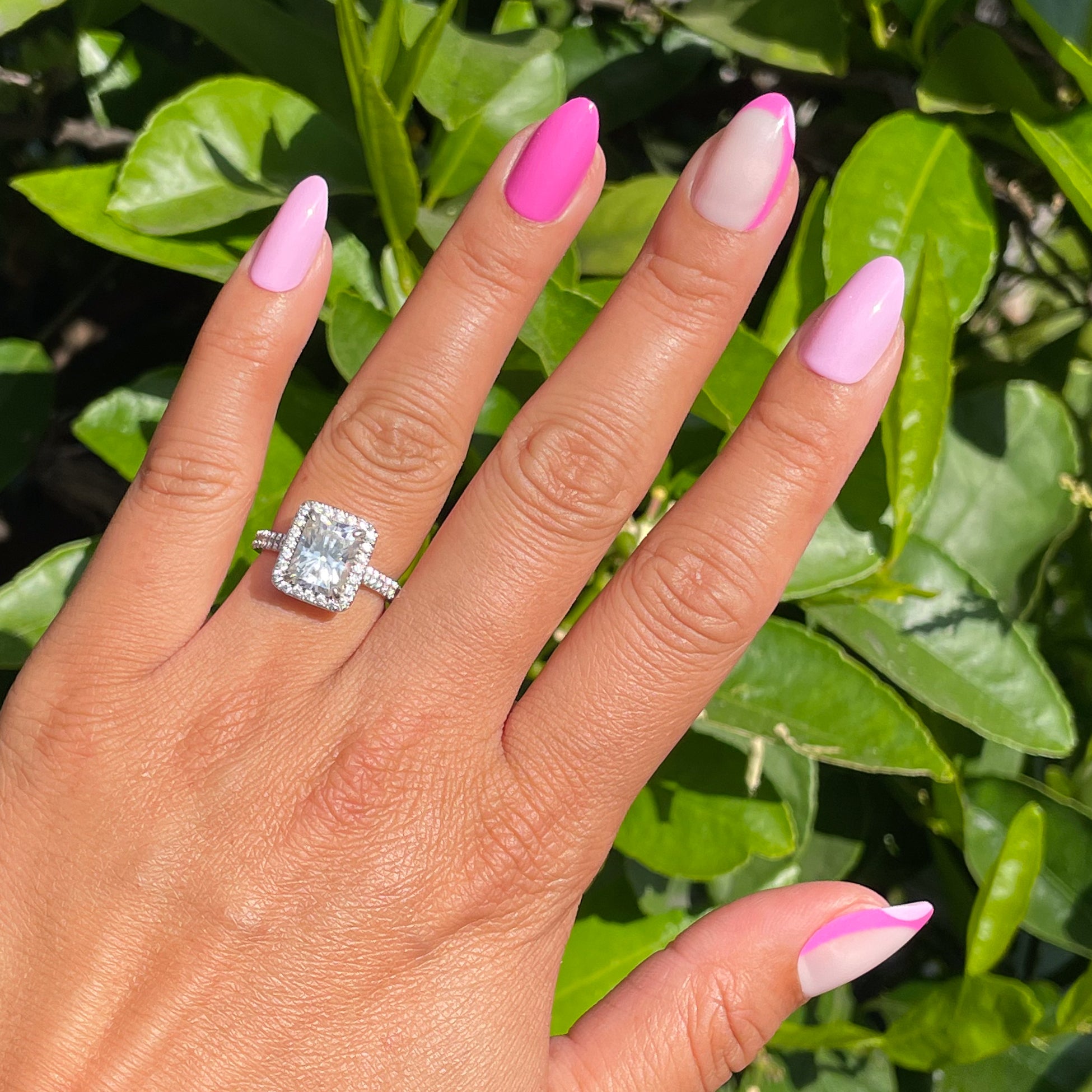 Pink Party French - Press-On | Medium | Almond、mySite、solidvoid