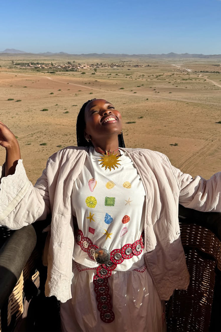 White Shell Ioana T Shirt、mySite、solidvoid