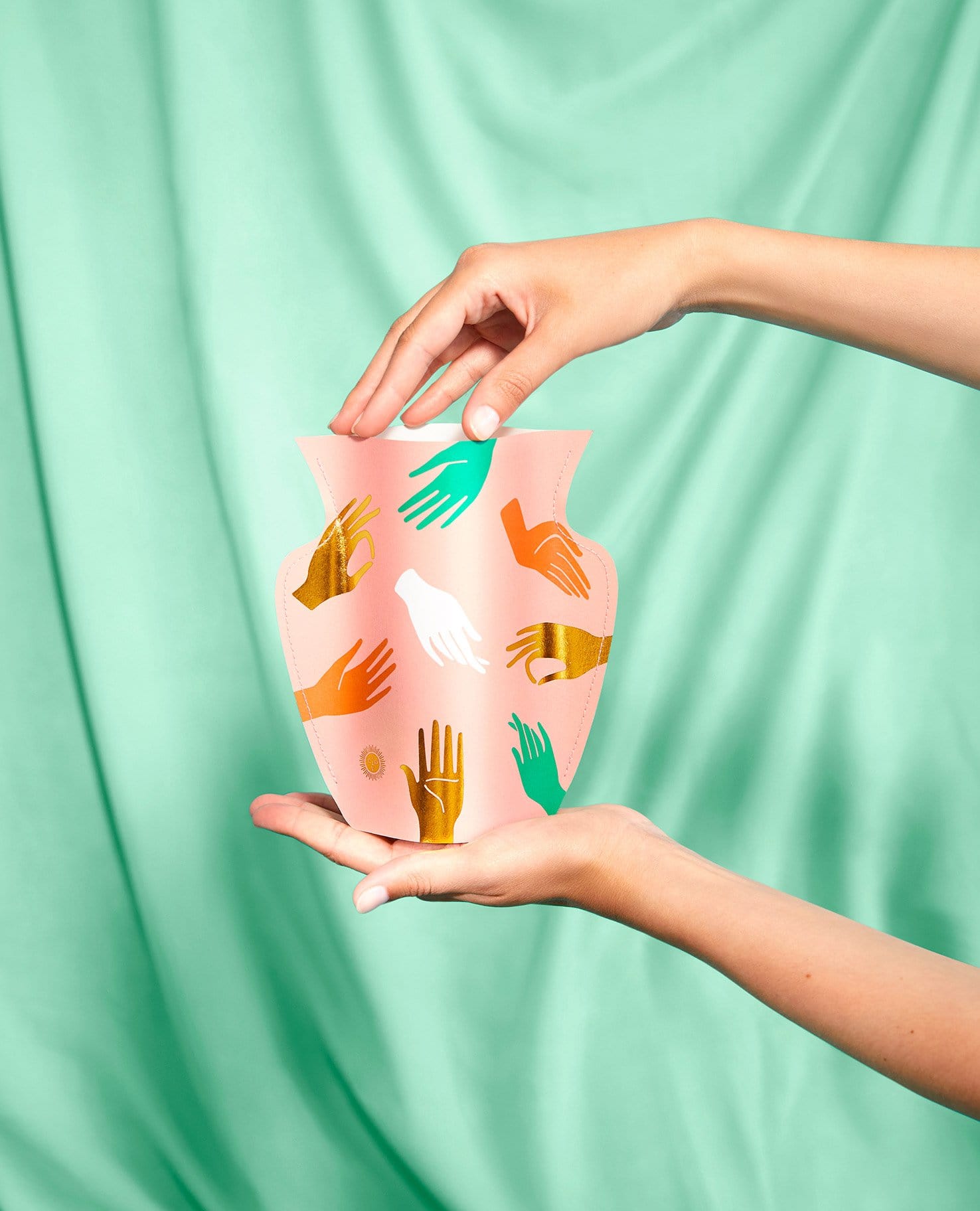 Pink Paper Hamsa Vase by Octaevo - Large or Mini、mySite、topwebapps