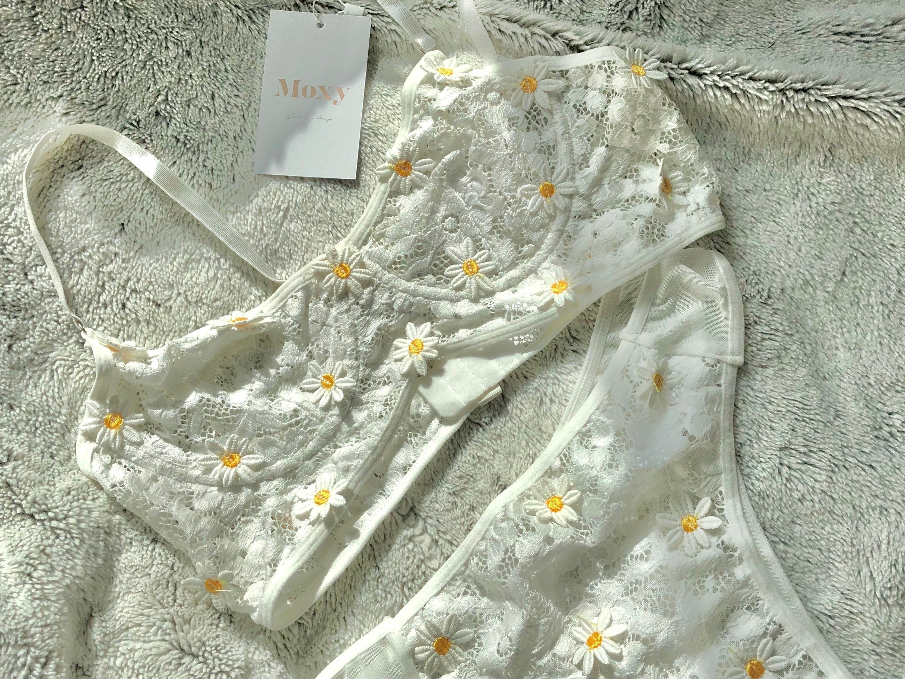Wild White Flower Lingerie、mySite、bengalsvssteelers