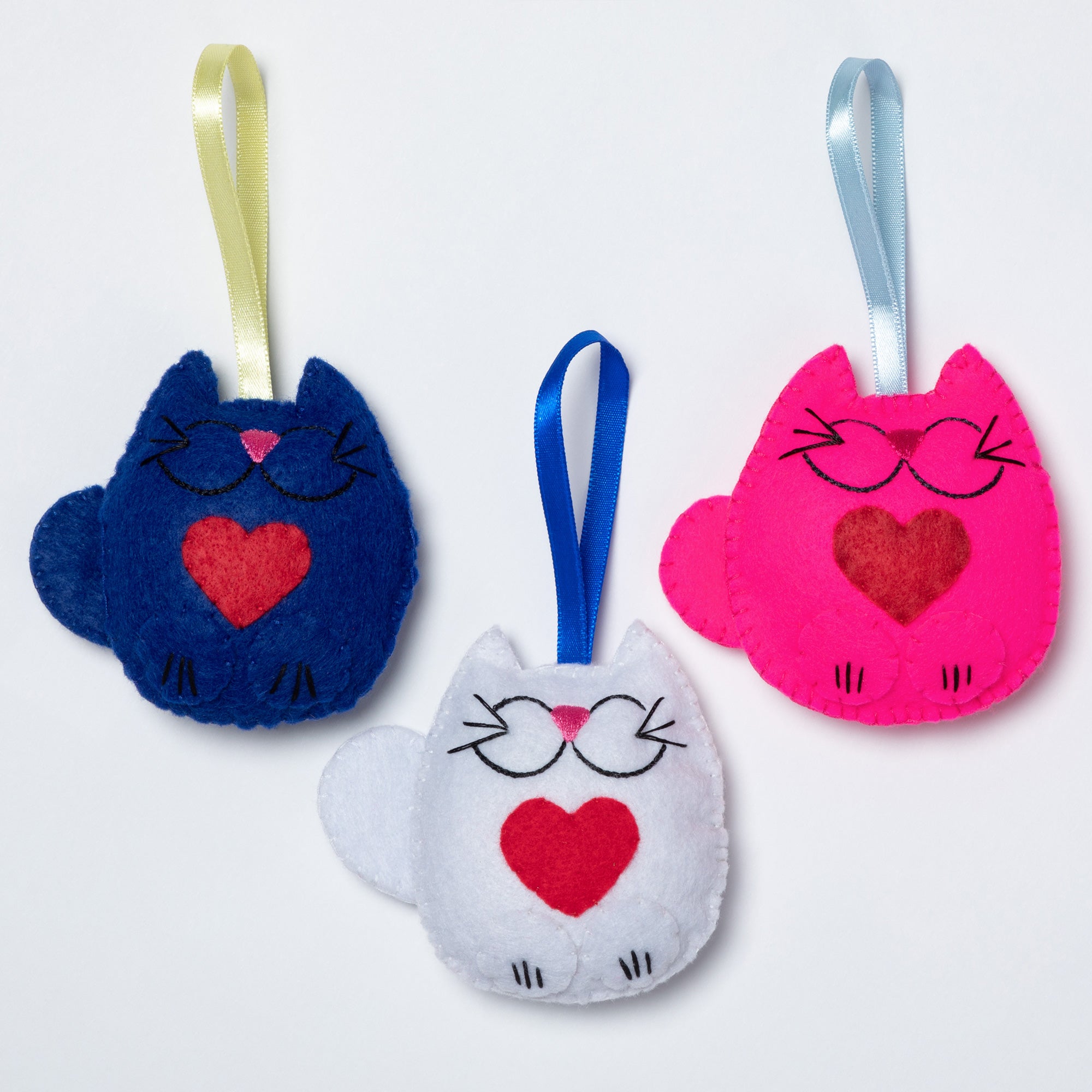 Stuffed Cat Ornaments - Set of 3、mySite、camillekostekn