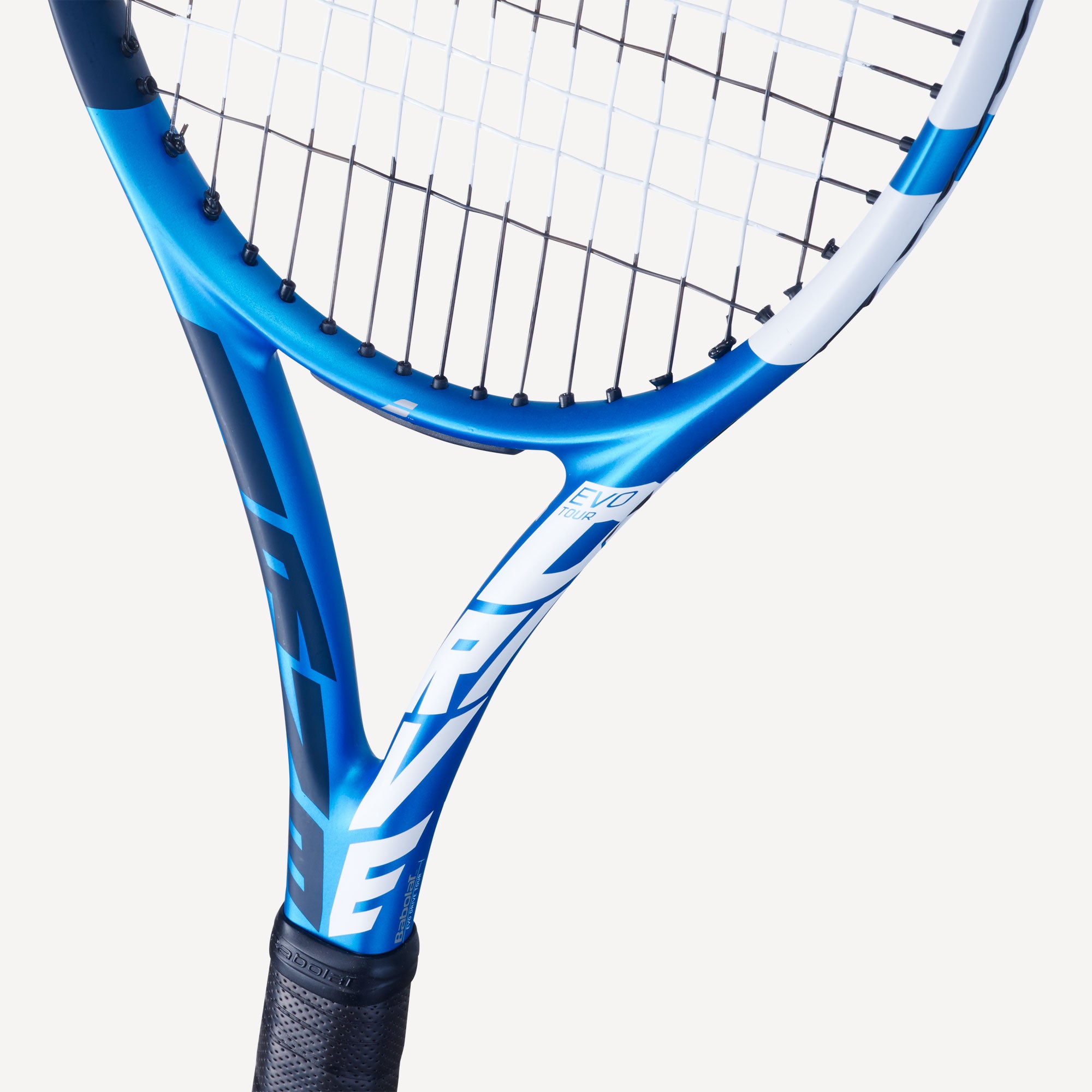 Babolat EVO Drive Tour Tennis Racket�