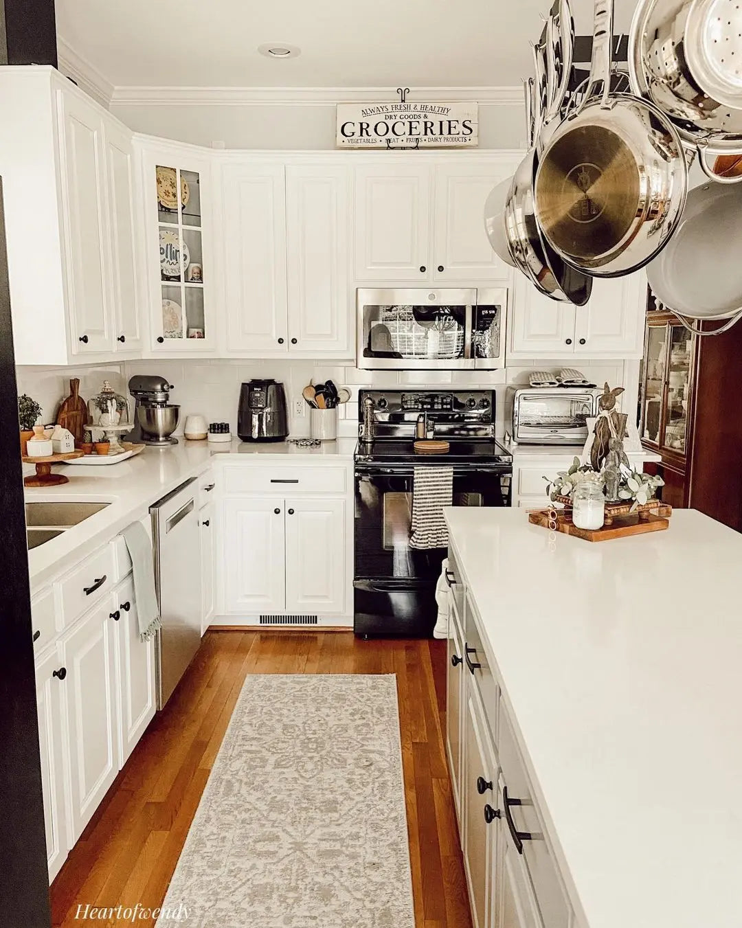 Disa Vintage Medallion Cream Soft Rug By Chill Rugs、mySite、gigharbornorthrealestate