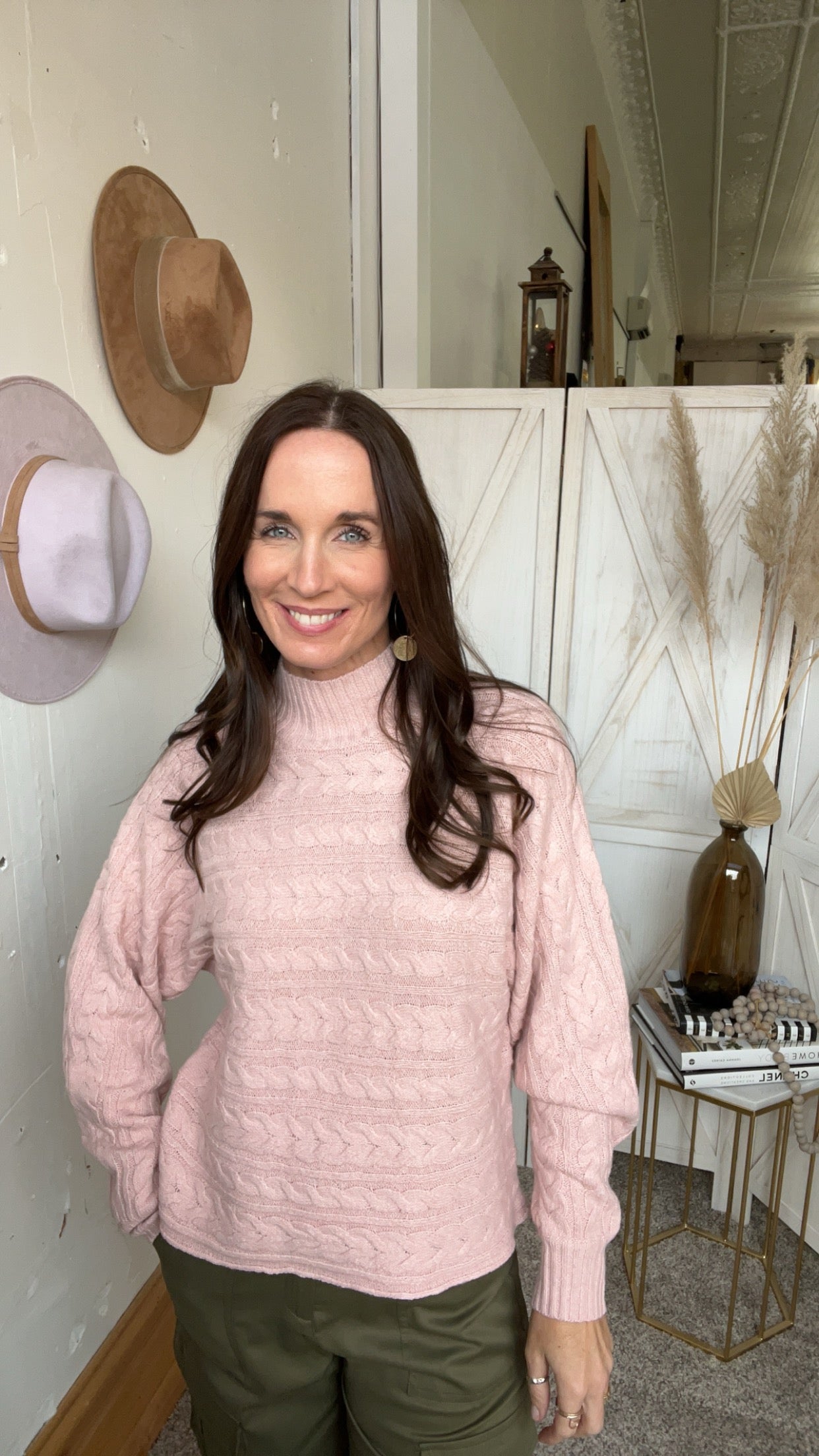 Hannah’s Cable Sweater、mySite、garagedoors4me