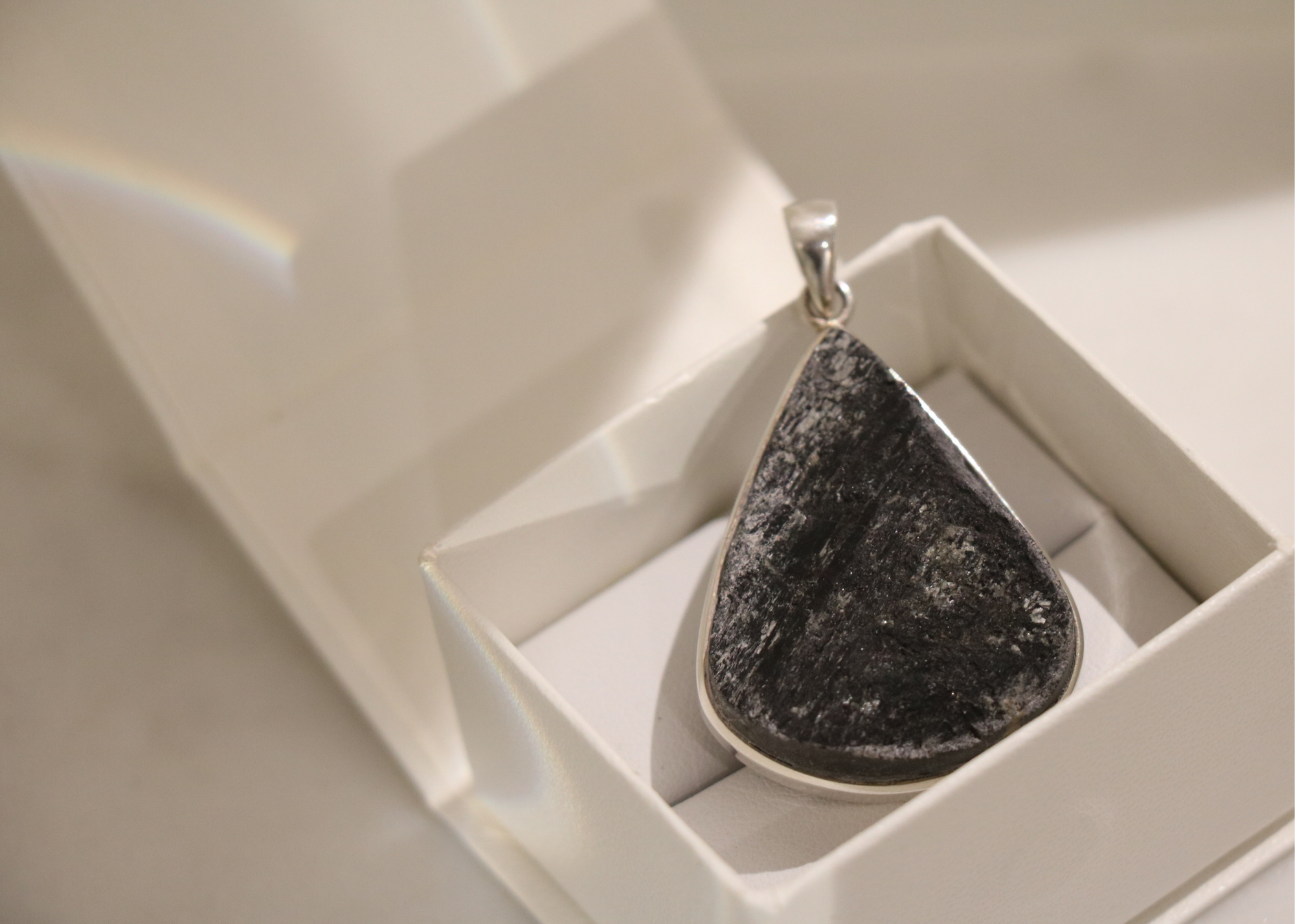 Rough Black Tourmaline (Sterling Silver)、mySite、topwebapps