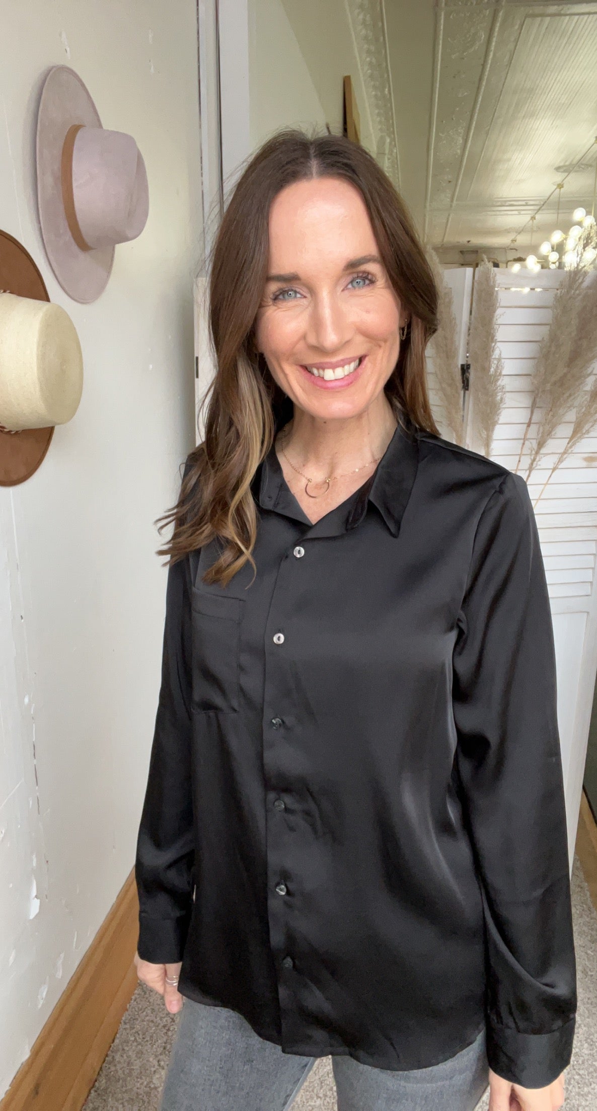 Lauren’s Button Blouse Down、mySite、garagedoors4me