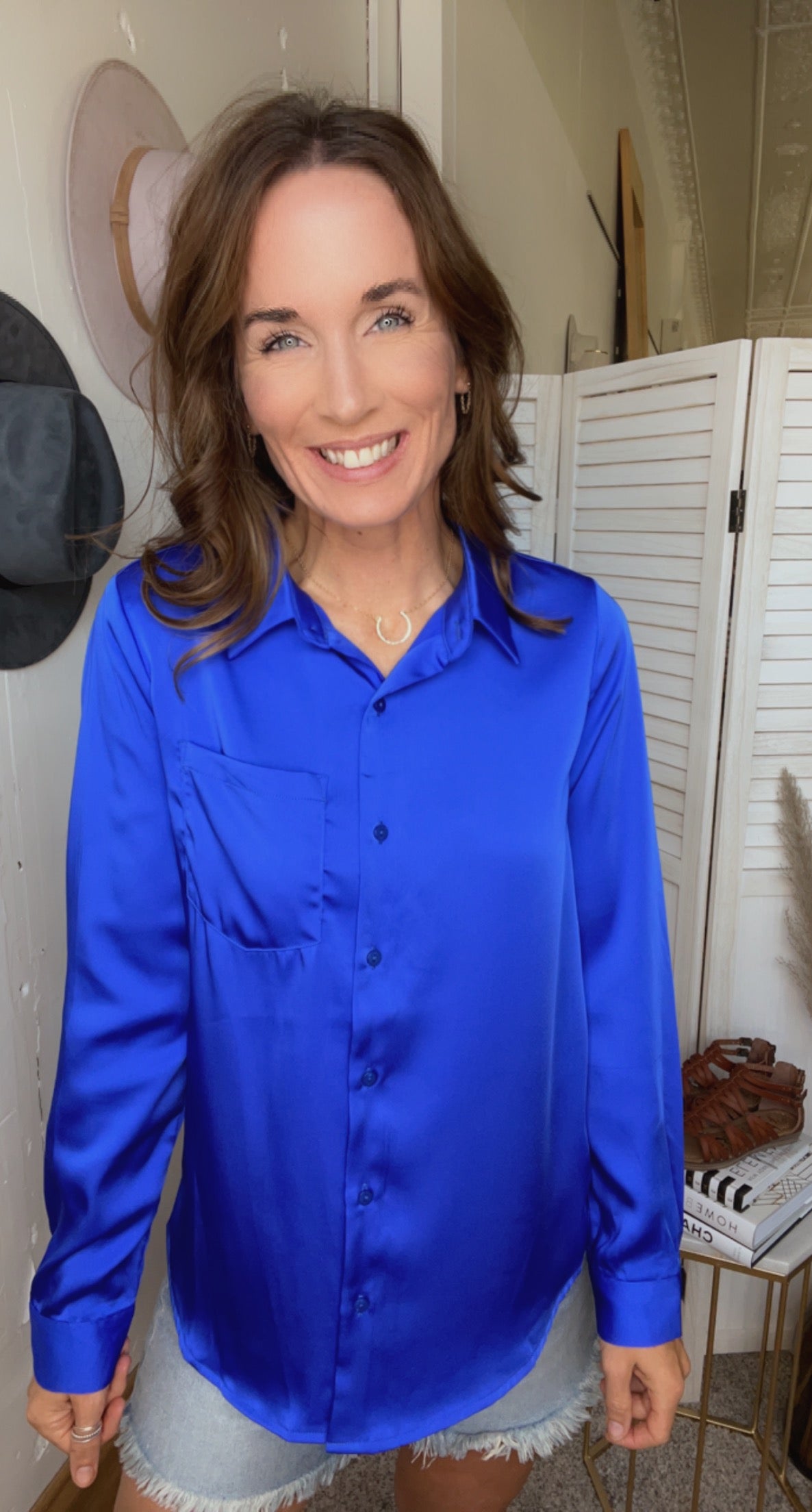 Ashley's Vibrant Button Down、mySite、garagedoors4me