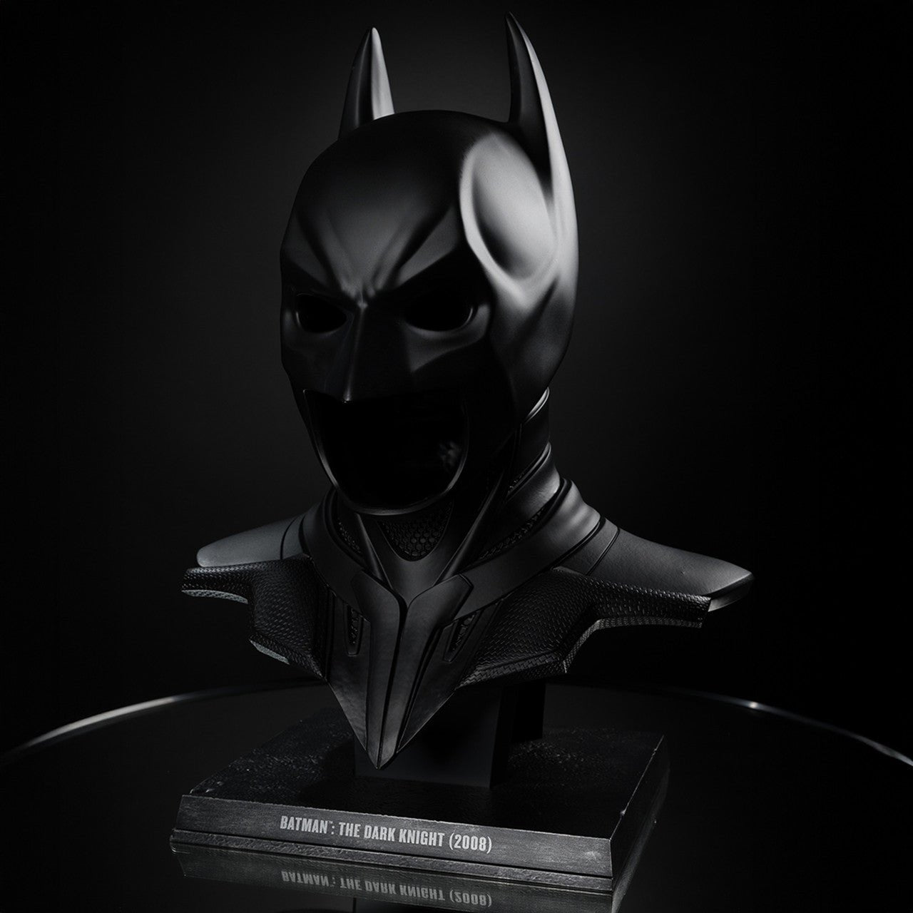 DC DIrect The Dark Knight (2008) Batman Cowl (1:1 Scale Replica)、mySite、hgirdovlk