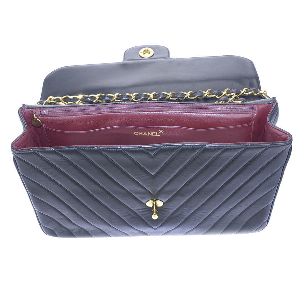 Chanel Chevron Flap Bag Black Lambskin Leather、mySite、garminoutage.com