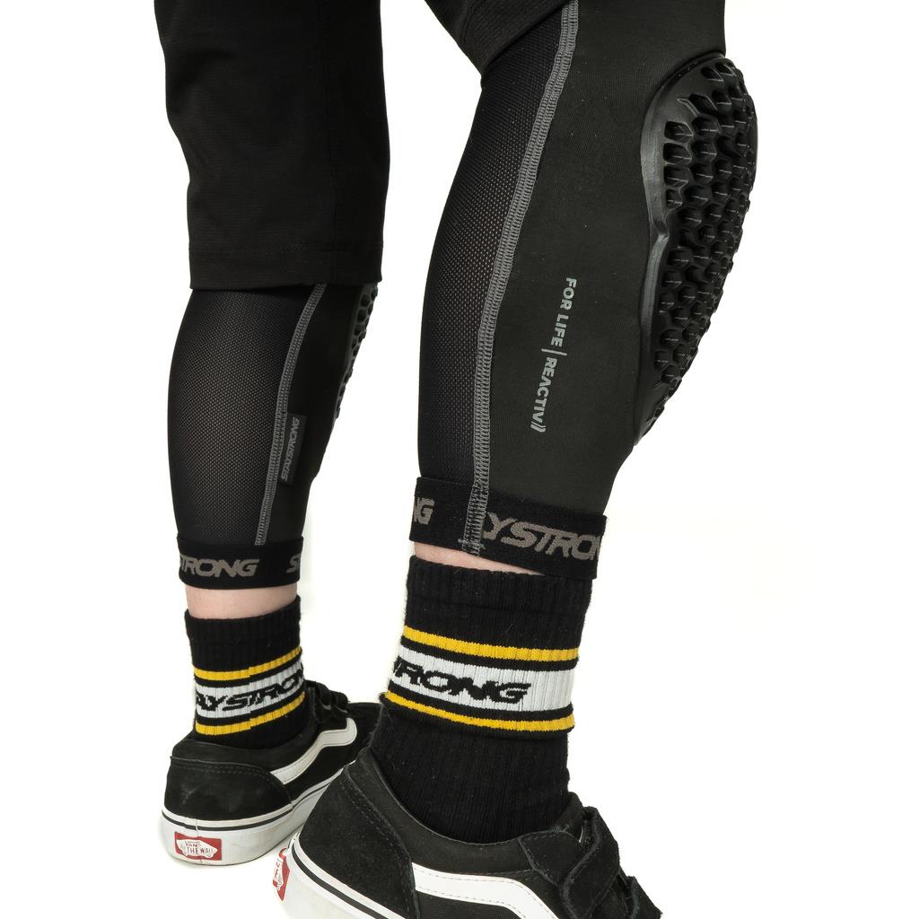 Stay Strong Reactiv Youth Knee Guard、mySite、merchandisen