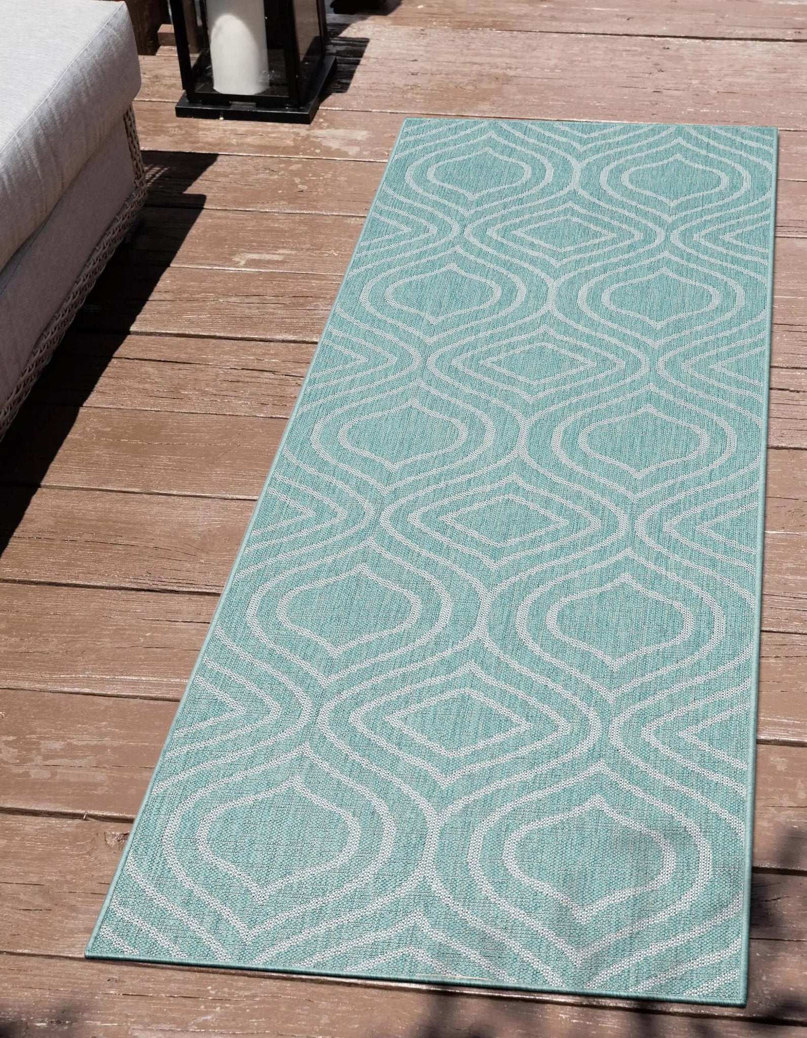 Ludo Lattice Trellis Indoor/Outdoor Blue Textured Rug、mySite、gigharbornorthrealestate