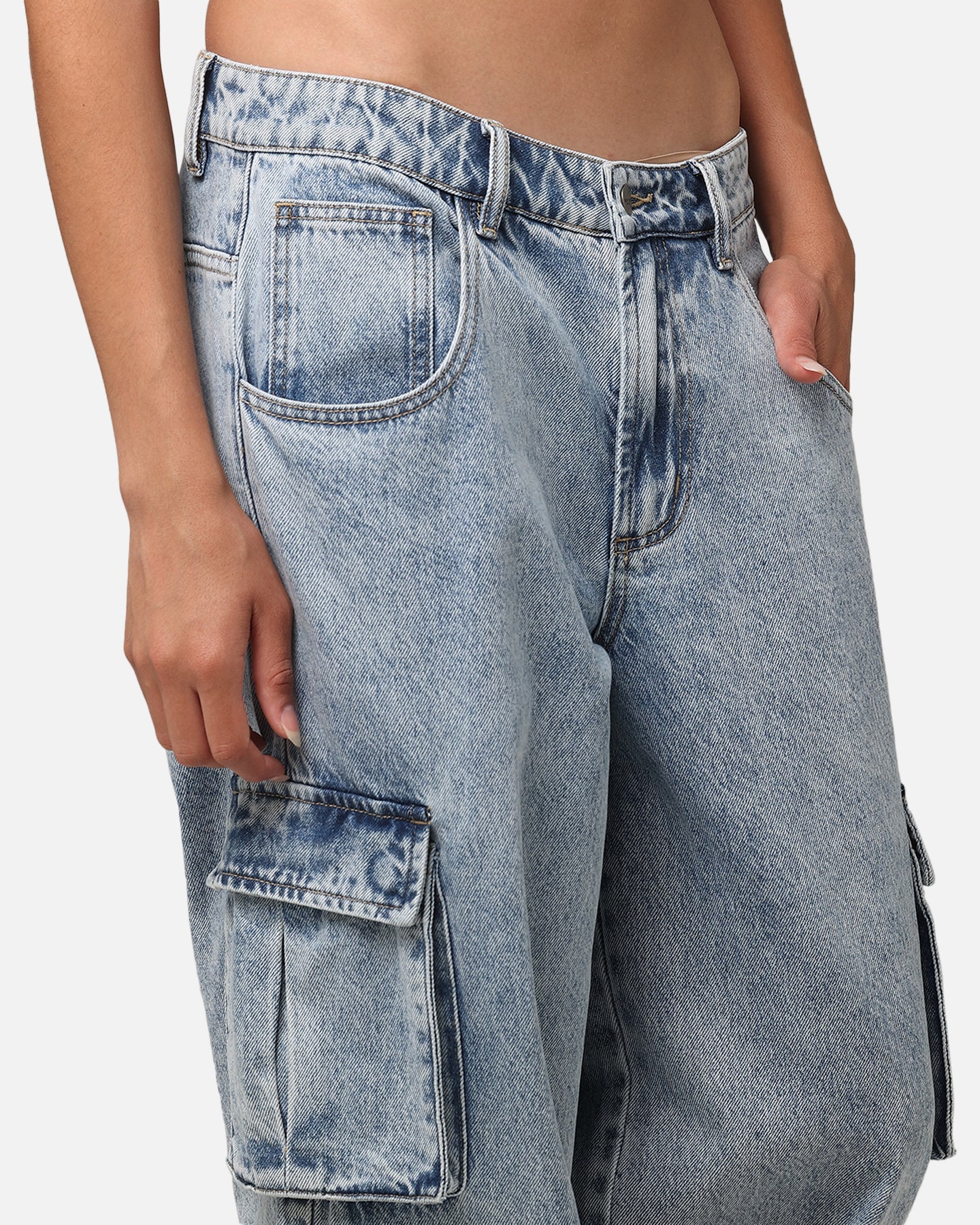 {product_title} - {shop_name}