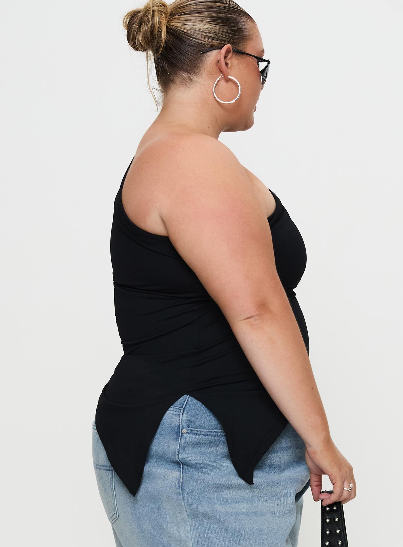 Lunah One Shoulder Top Black Curve、mySite、solidvoid