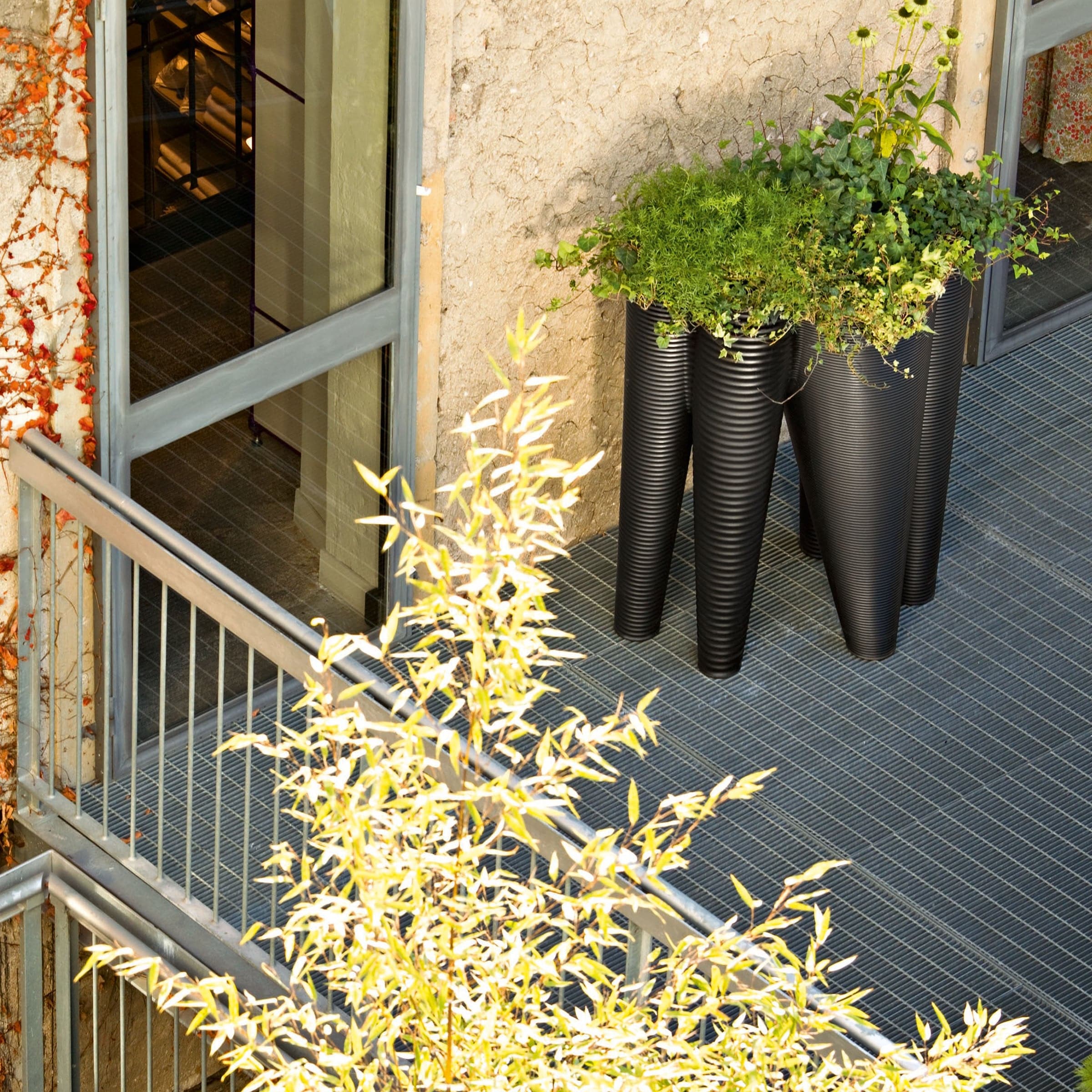Outdoor Vase THEVASES by Ron Arad for Serralunga、mySite、neckold