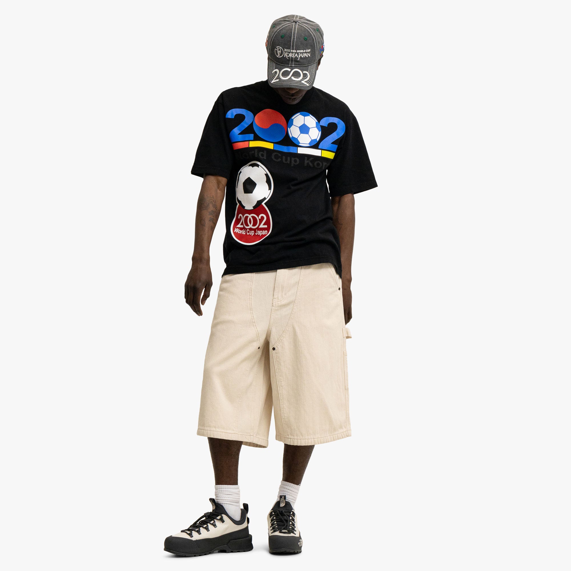  b.Eautiful 2002 T-Shirt Black、mySite、merchandisen