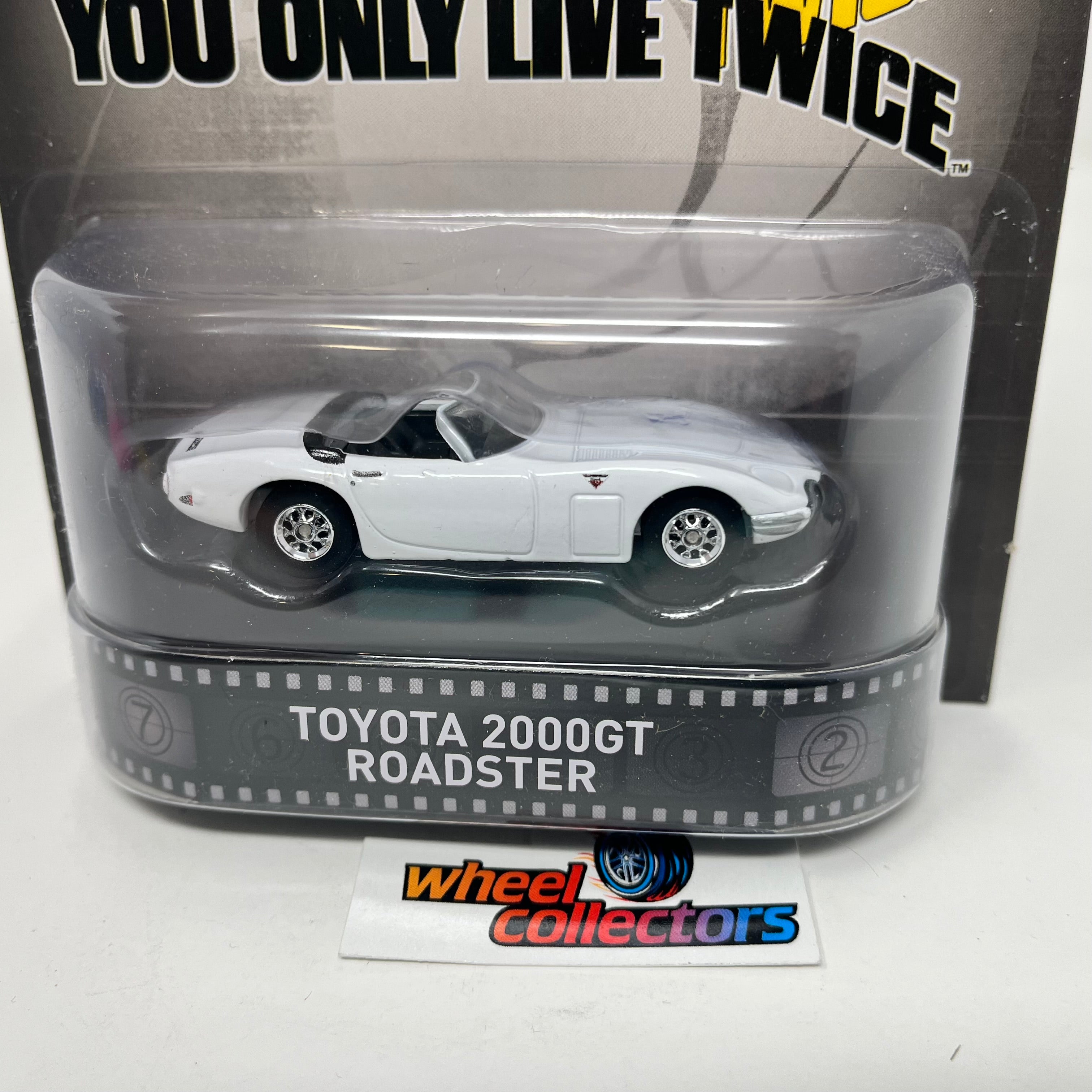 Toyota 2000GT Roadster Bond * 2014 Hot Wheels Retro Entertainment、mySite、hgirdovlk