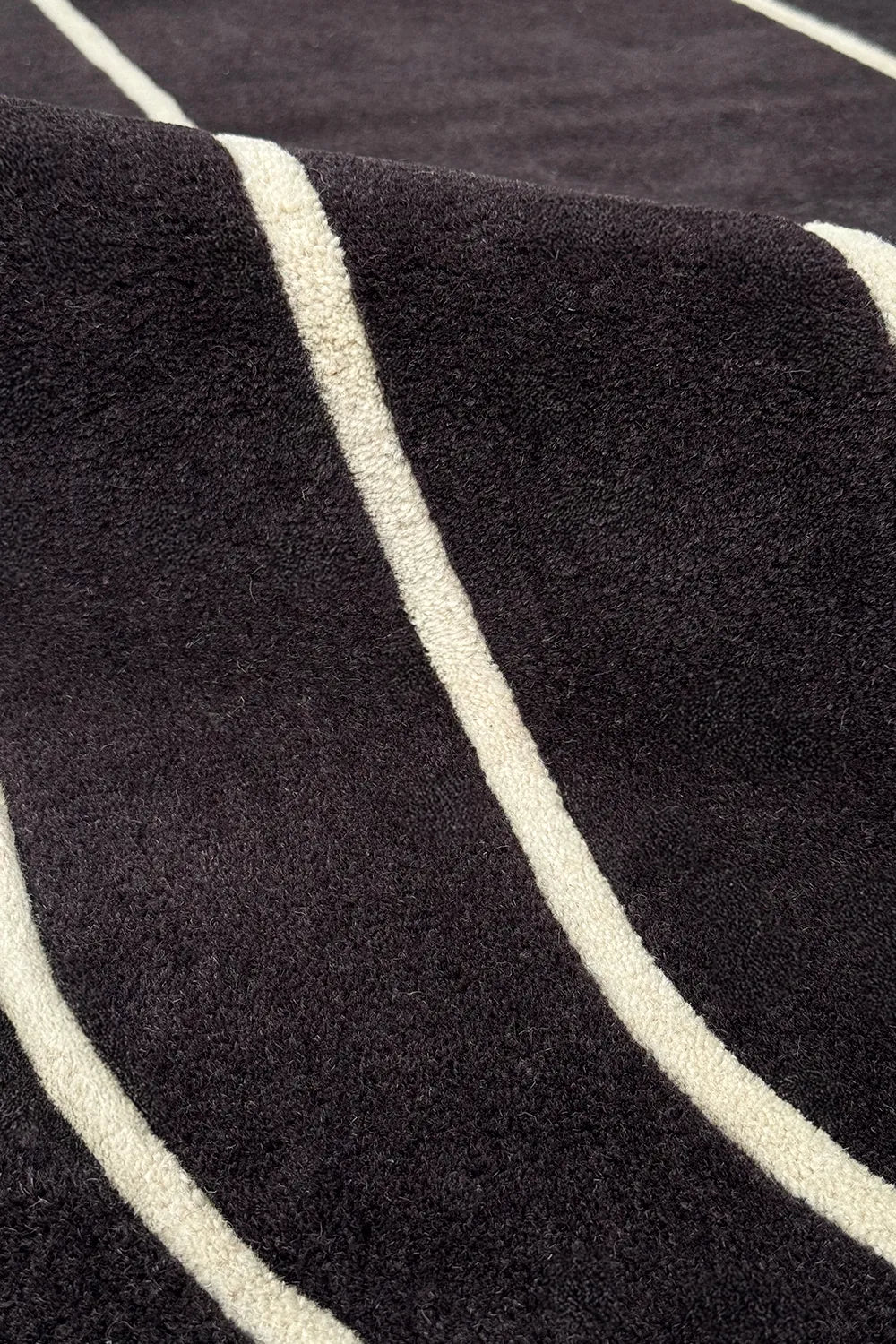 Vault Hand Tufted Wool Rug、mySite、gigharbornorthrealestate