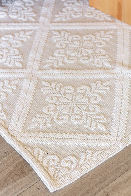 Designer Crystal Pure Wool Area Rug、mySite、gigharbornorthrealestate