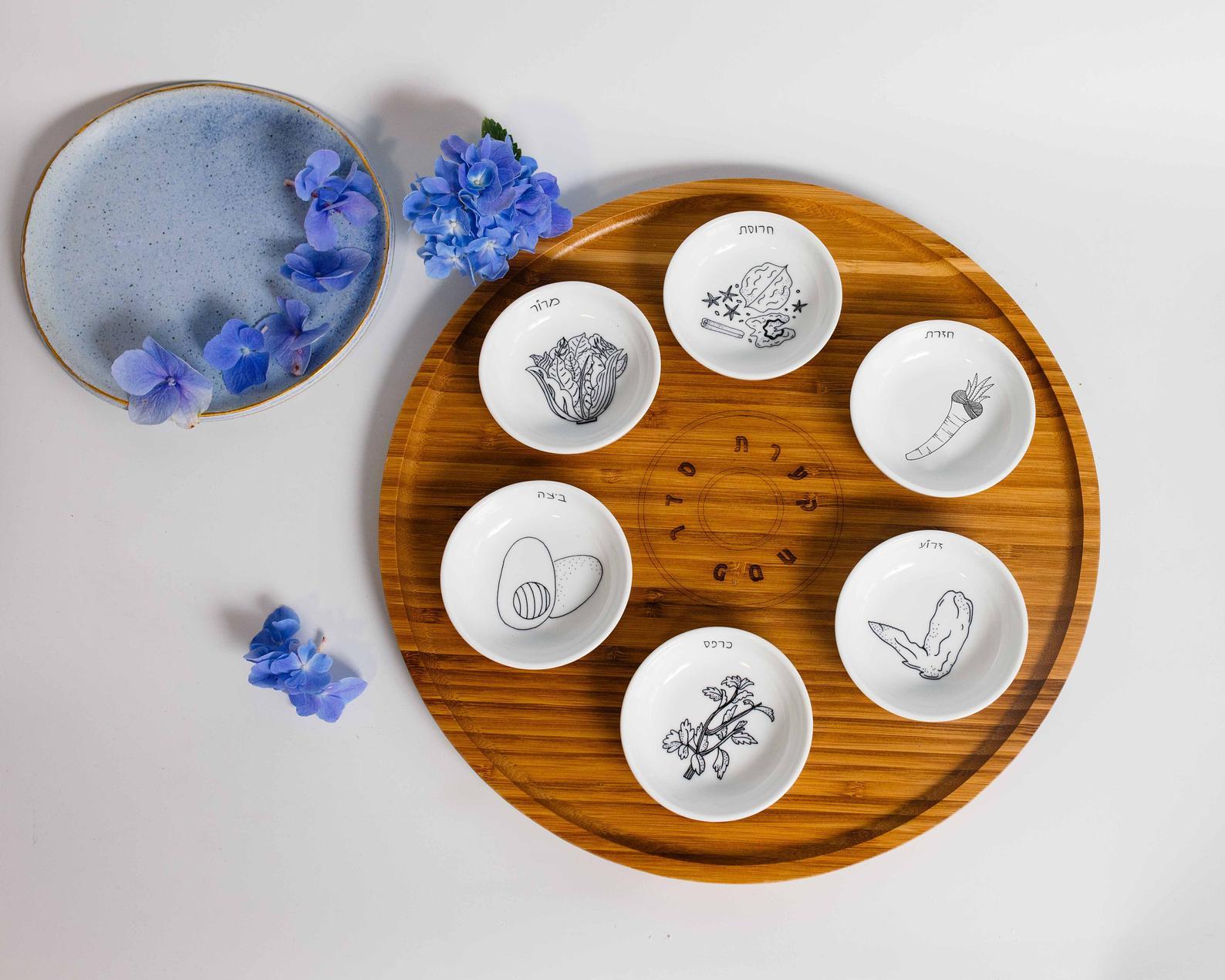 Modern Bamboo and Porcelain Seder Plate - Black and White、mySite、topwebapps