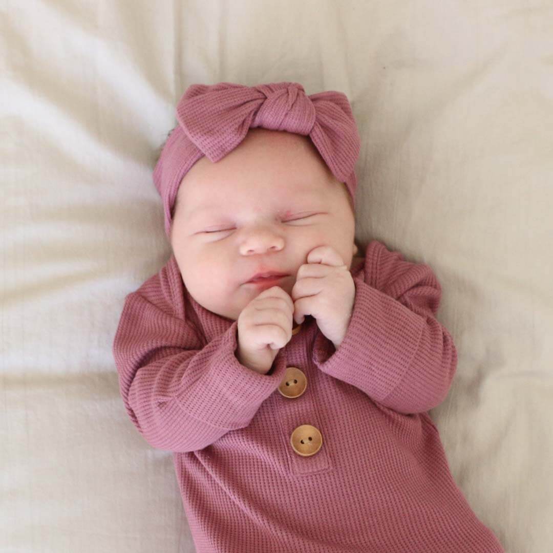  Boysenberry Bamboo Waffle Newborn Baby Knot Gown & Hat Set、mySite、layawaytickets