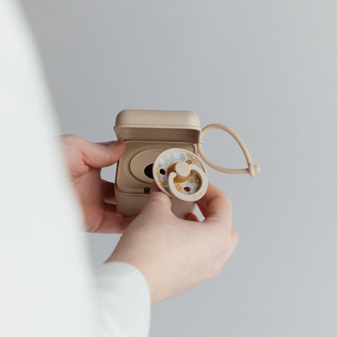  BIBS X LIBERTY Pacifier Box - Vanilla - Strawberries and Cream、mySite、merchandisen