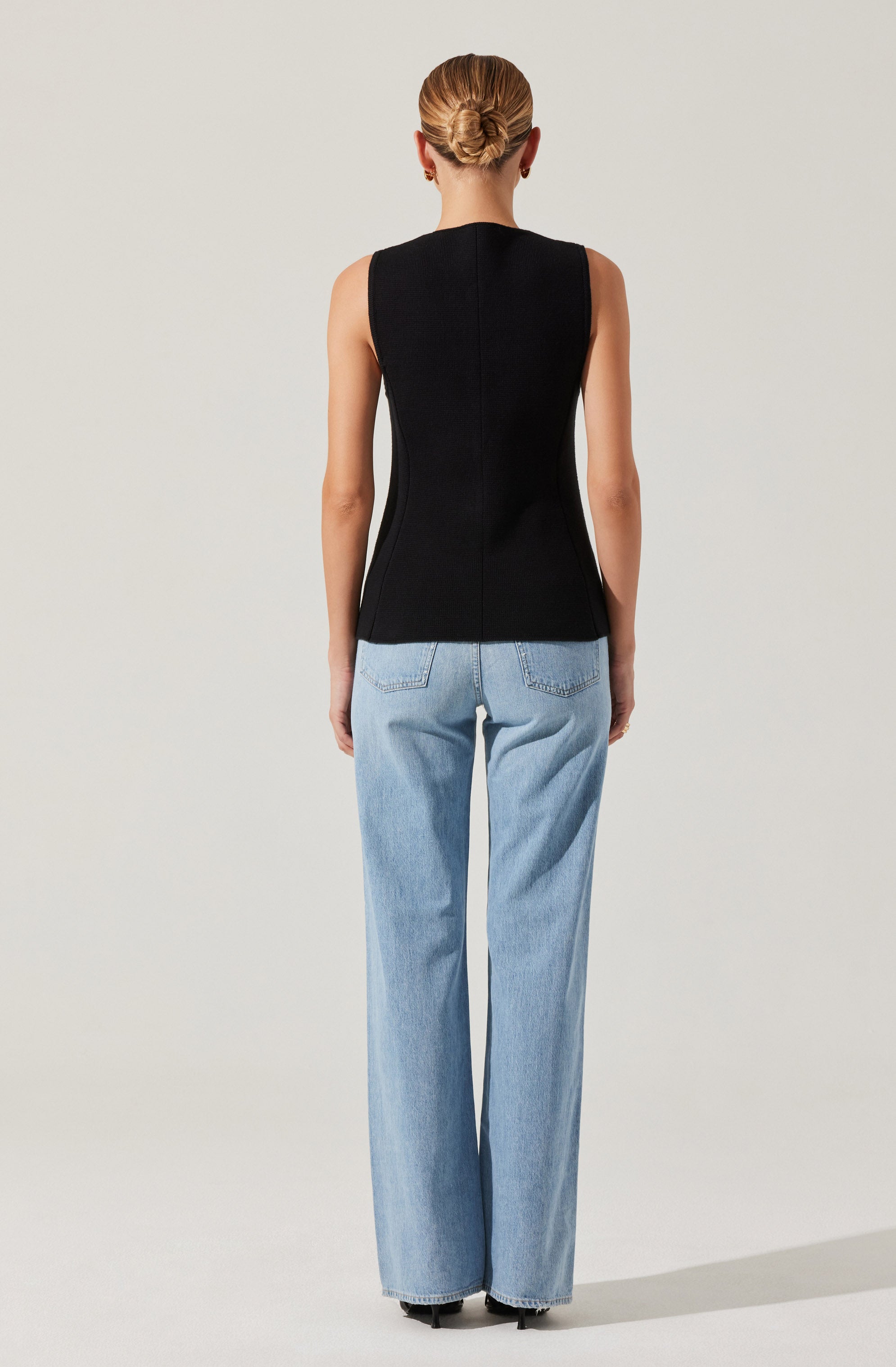 Jayce V-Neck Sweater Vest、mySite、solidvoid