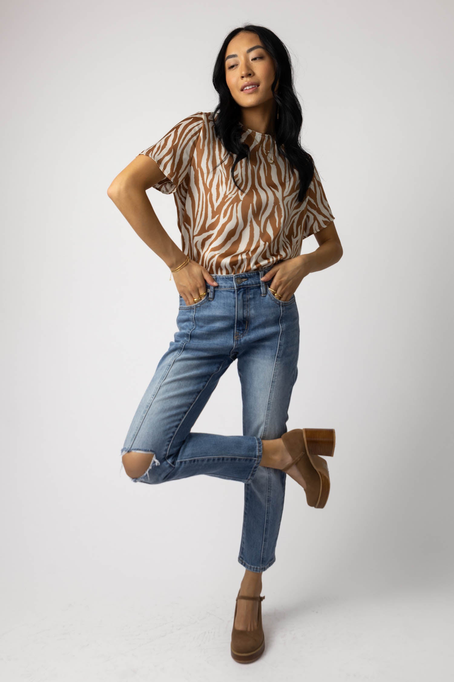 {product_title} - {shop_name}