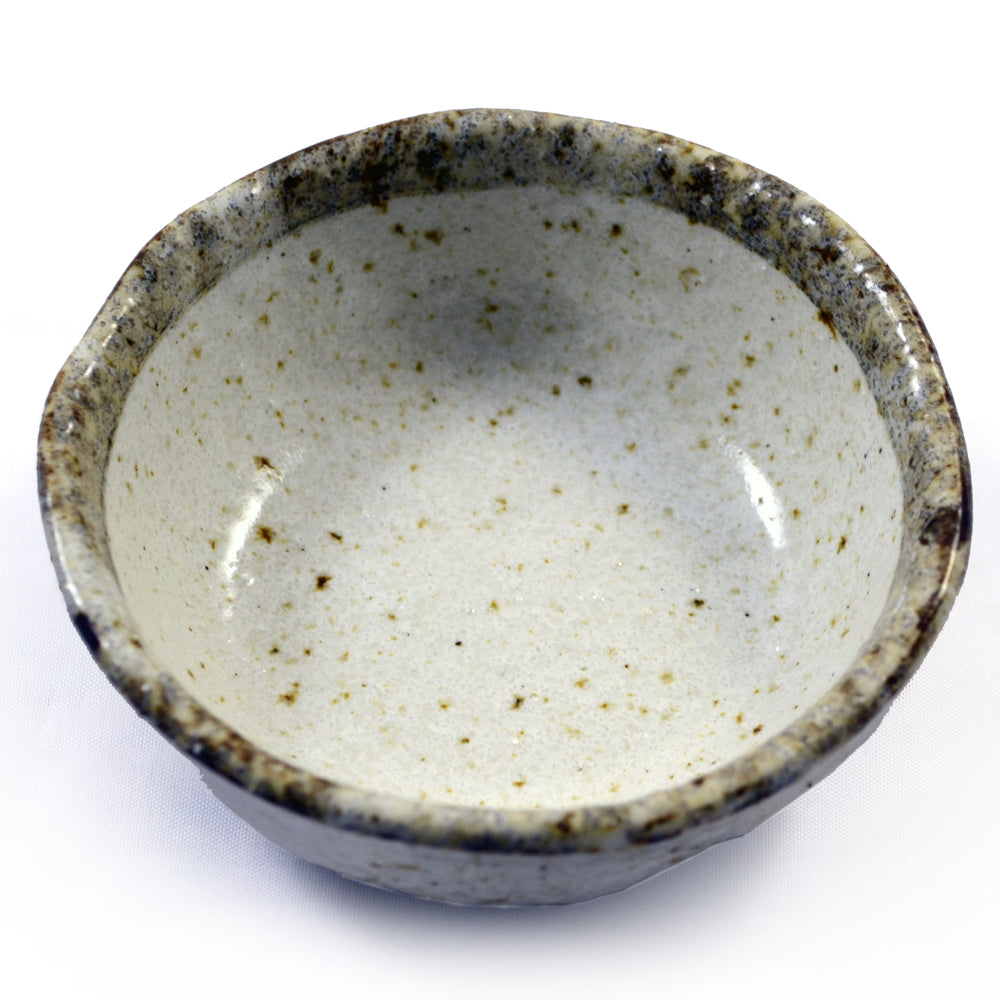 Small Beige Glazed Japanese Ceramic Dish、mySite、topwebapps