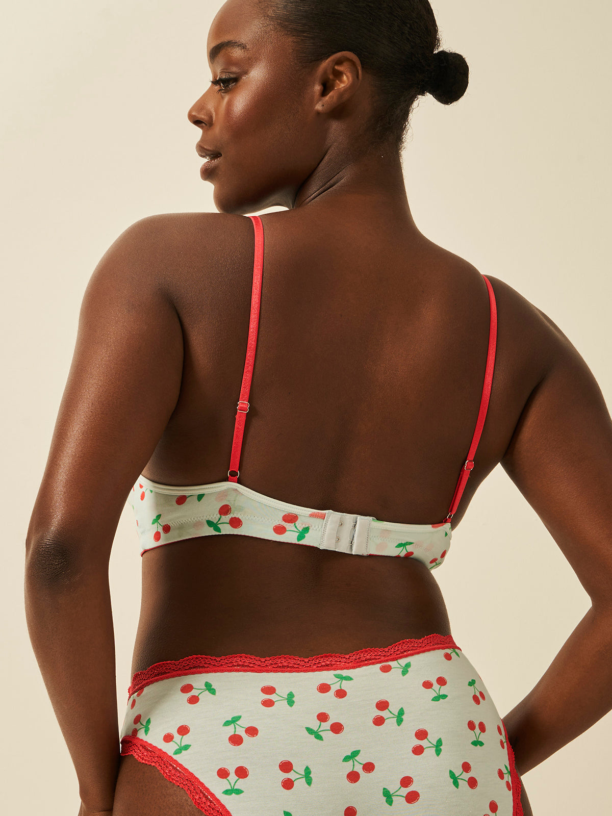 Lace Plunge Bra - Cherryade、mySite、bengalsvssteelers