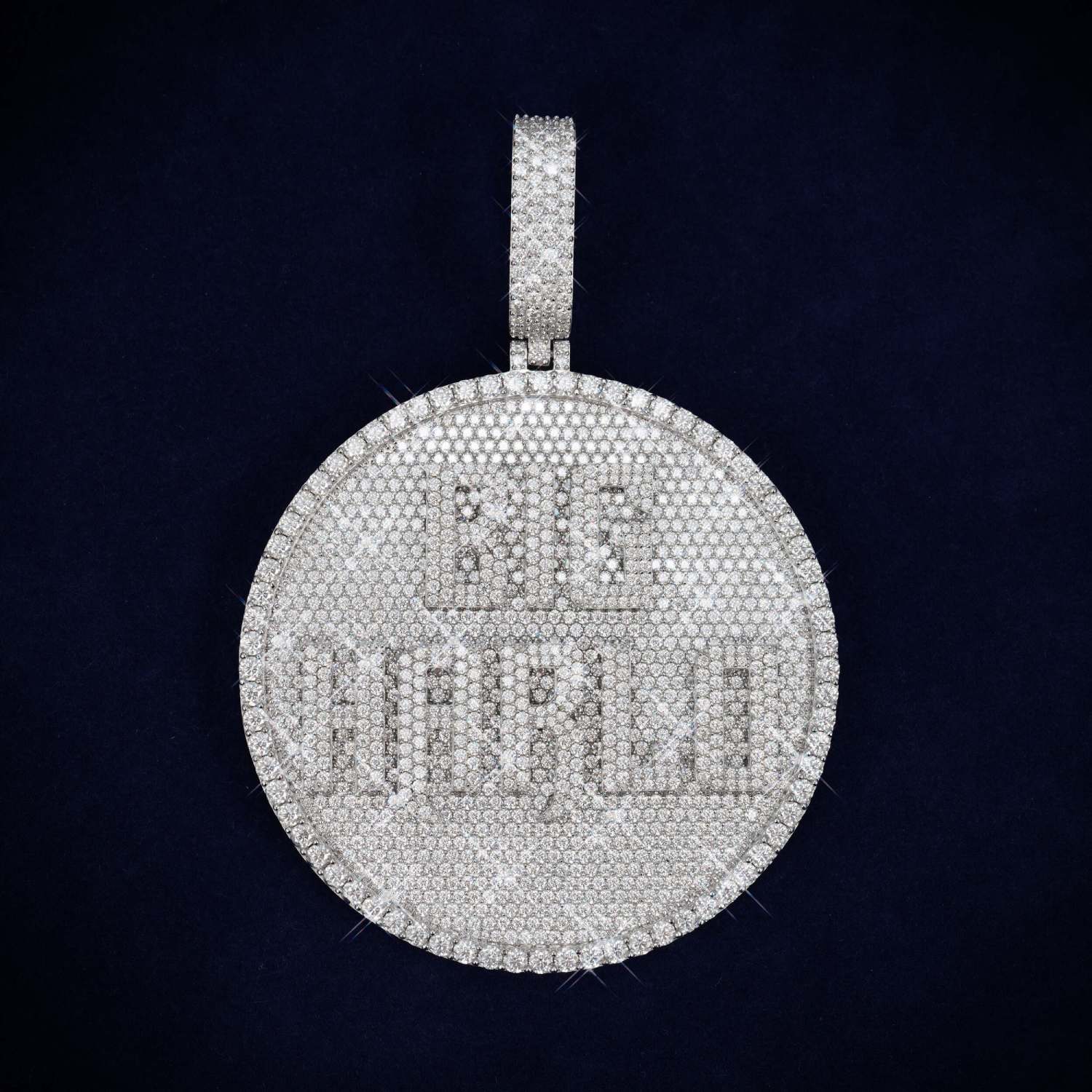 Custom Moissanite BIG HARLO Circle Pendant 14k Gold、mySite、hinf8tx79