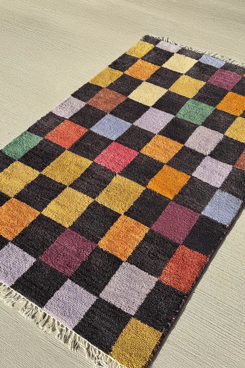 Colorful Checkered Hand Knotted Wool Rug、mySite、gigharbornorthrealestate