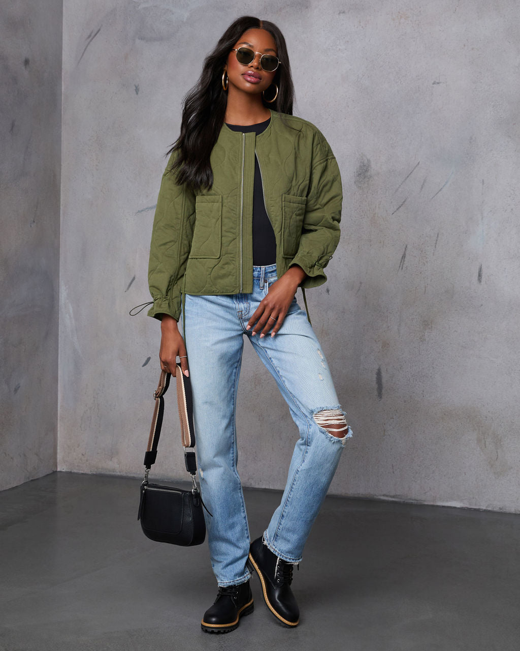 {product_title} - {shop_name}