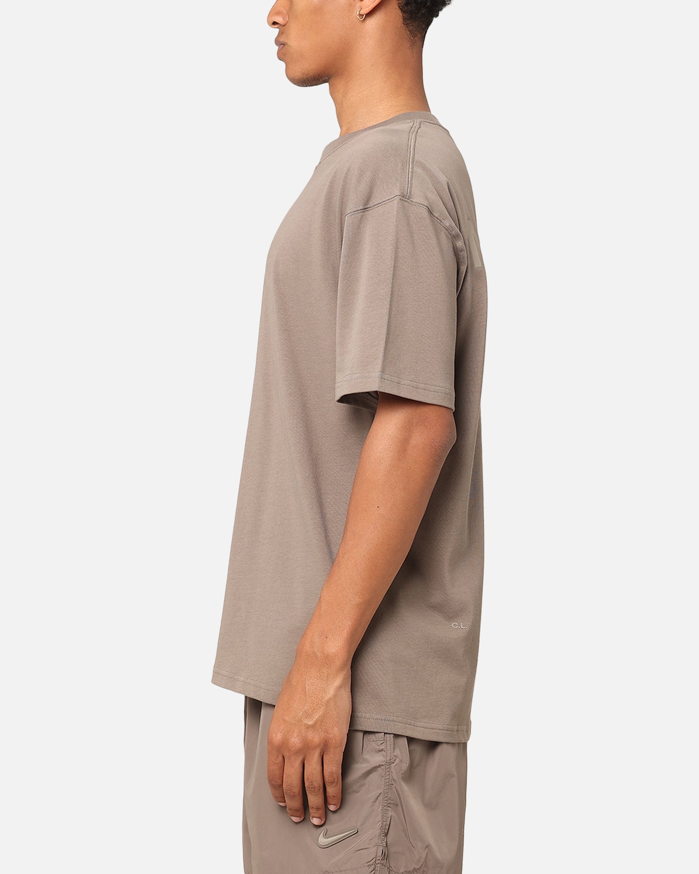 {product_title} - {shop_name}