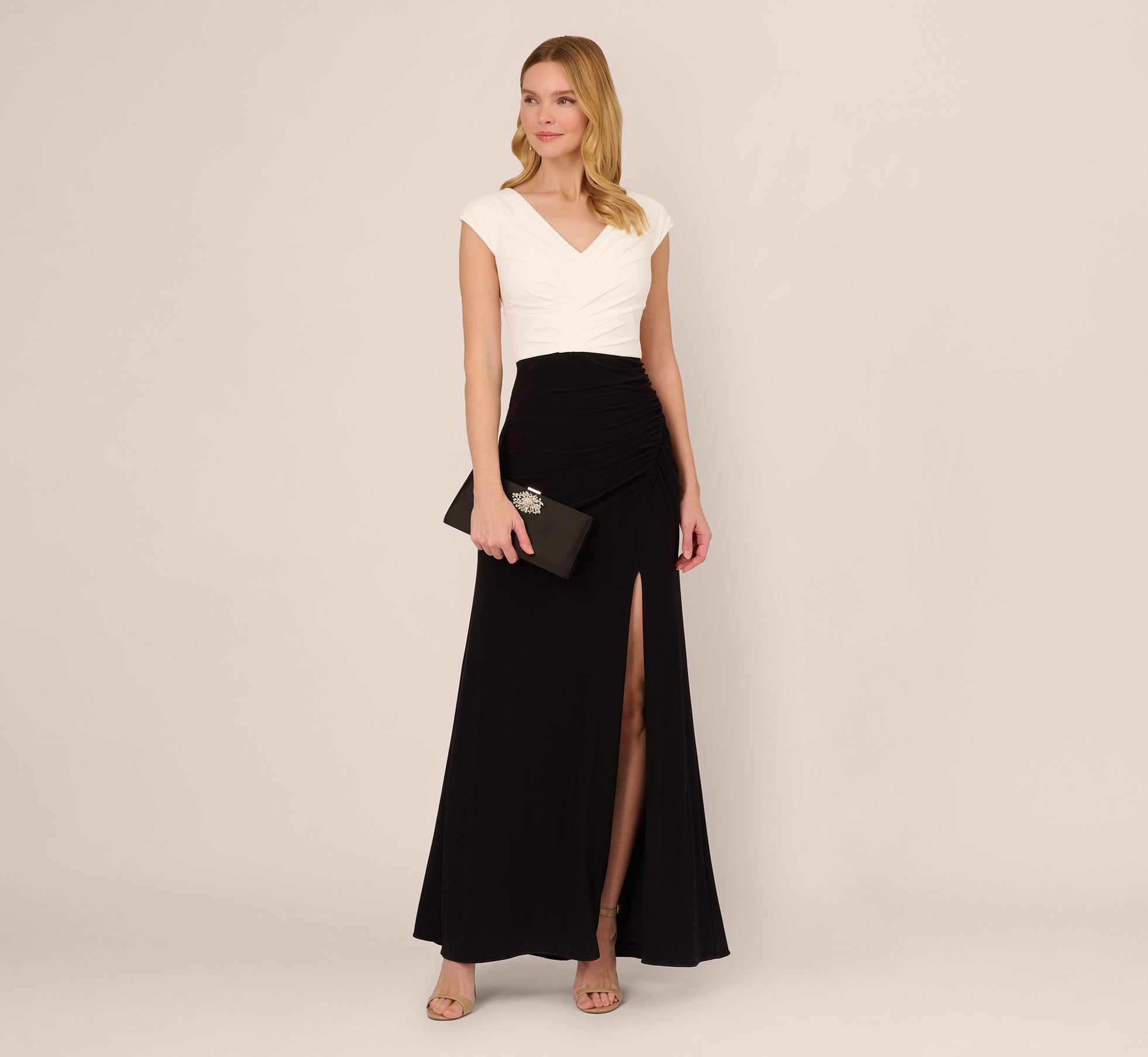 Colorblock Mermaid Gown With Pleated Details In Black Ivory、mySite、solidvoid