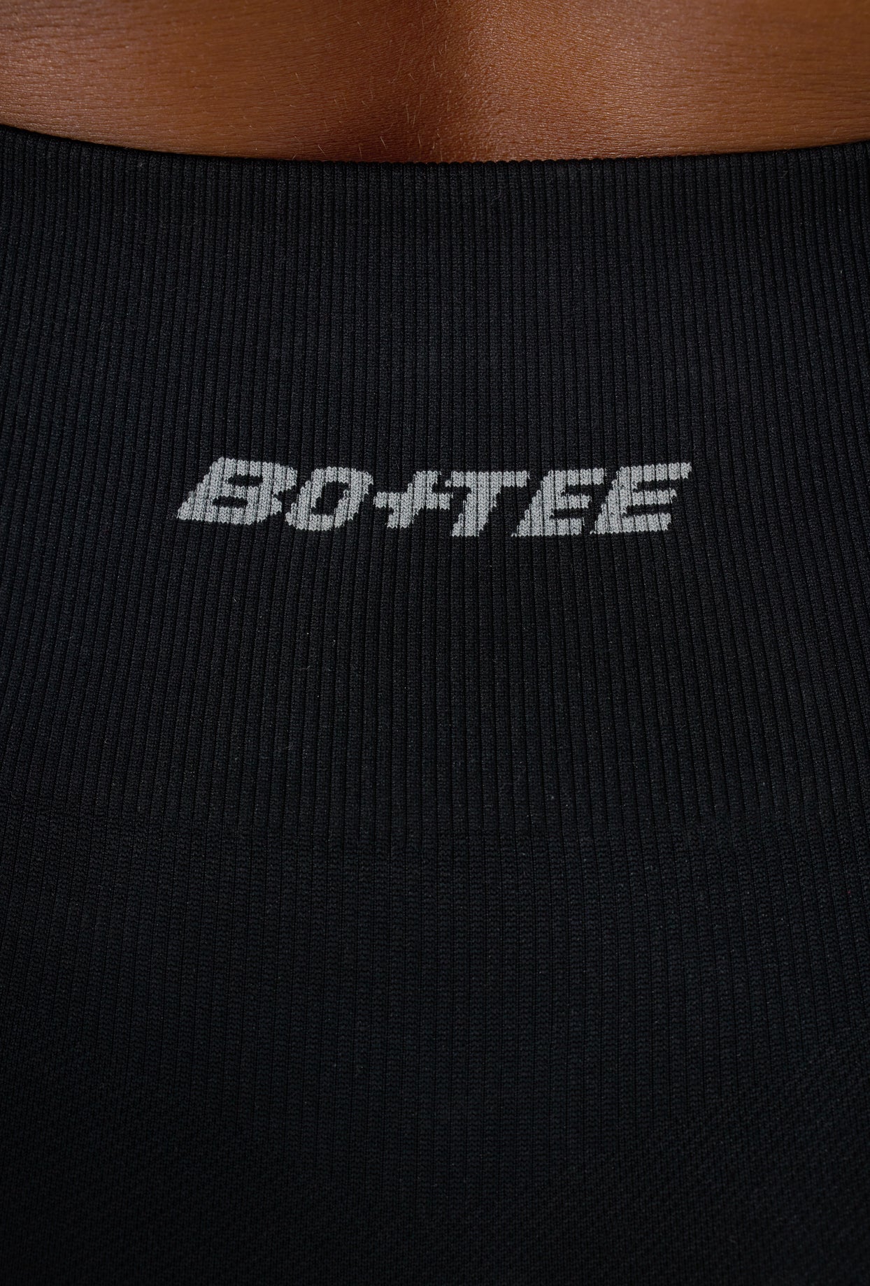 Super Sculpt Seamless Biker Shorts in Black、mySite、solidvoid