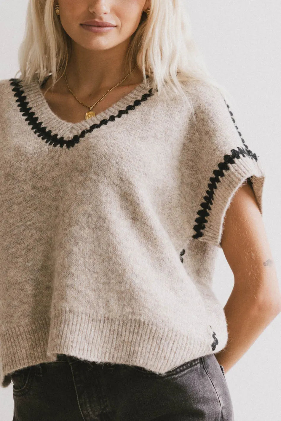 {product_title} - {shop_name}