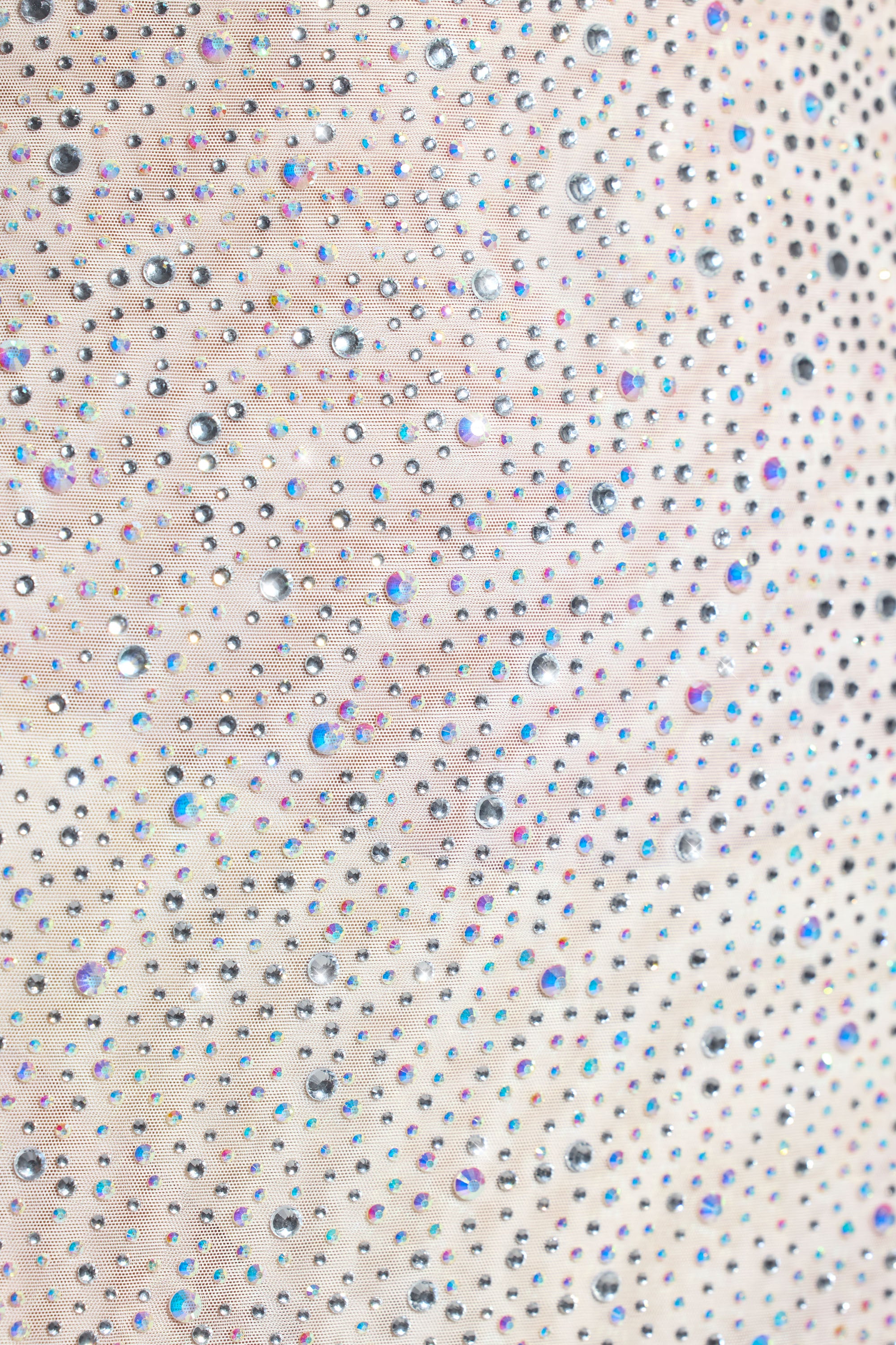 Embellished Fishtail Maxi Dress in White、mySite、solidvoid