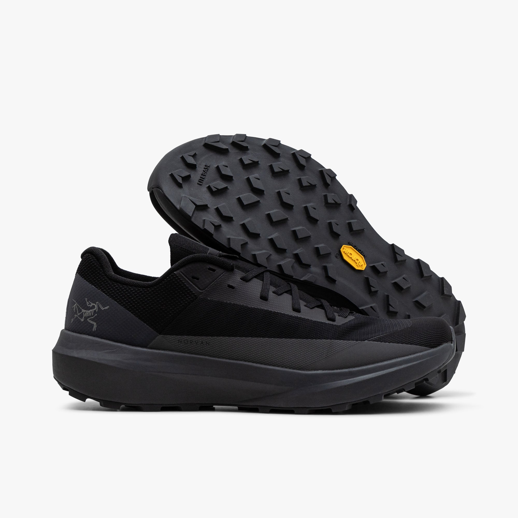  Arc'teryx Norvan LD 4 Black / Cloud、mySite、merchandisen