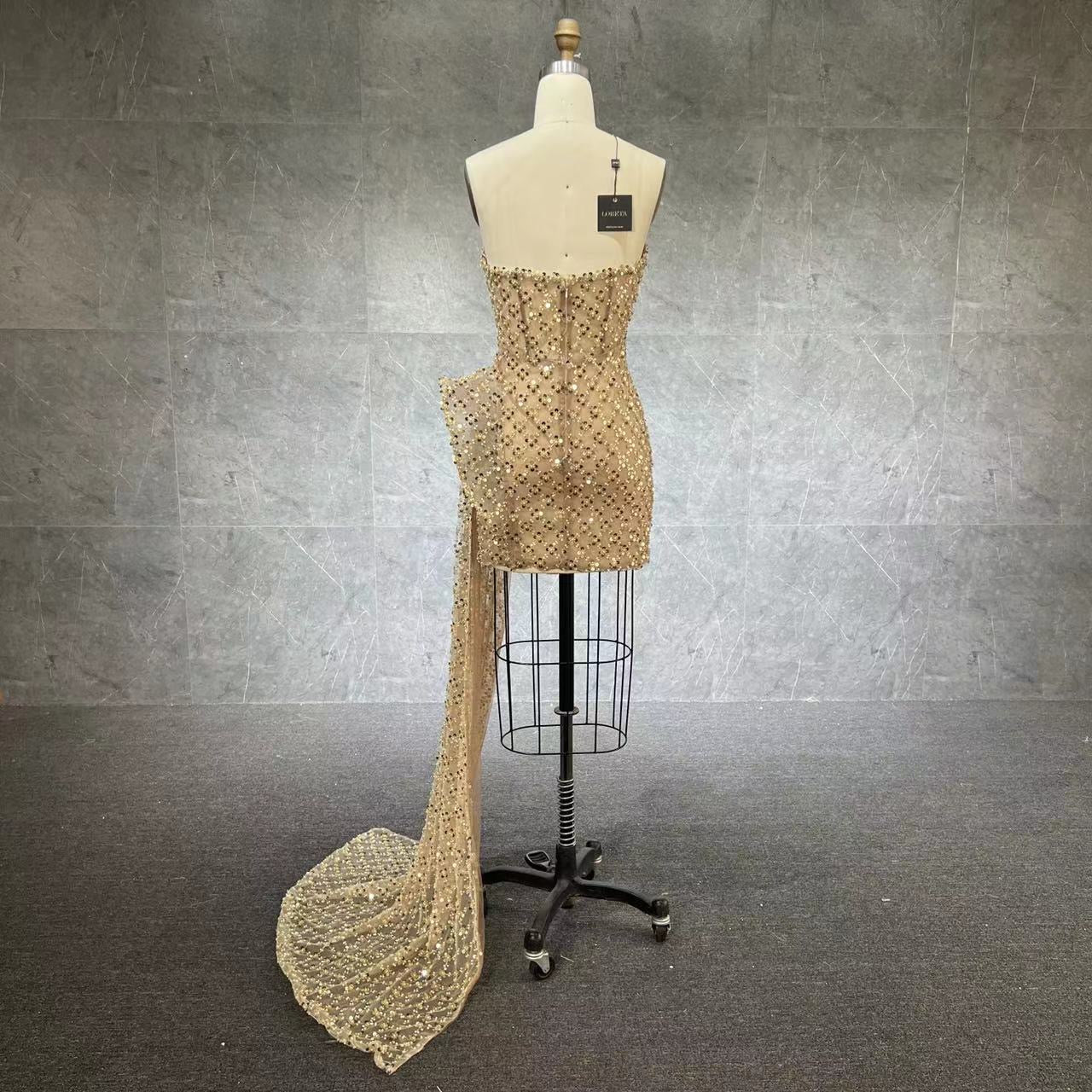 {product_title} - {shop_name}