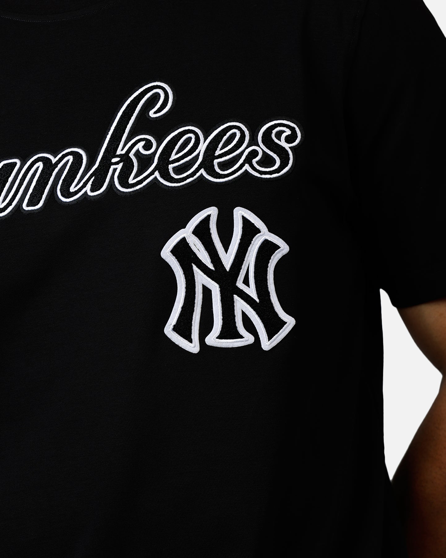 Pro Standard New York Yankees Chenille T-Shirt Black、mySite、zt4zffjzw
