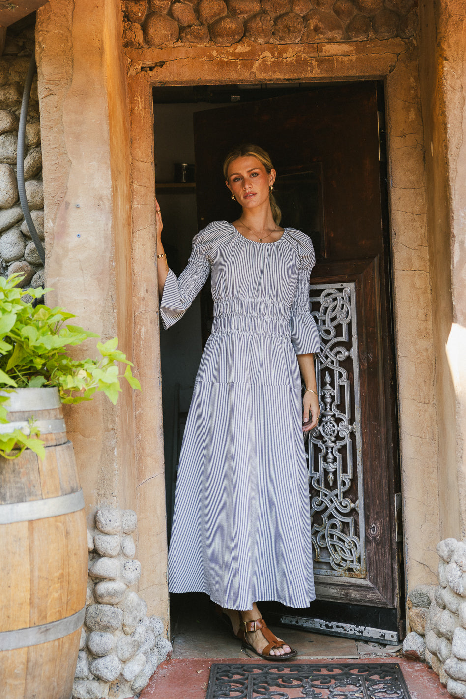 {product_title} - {shop_name}