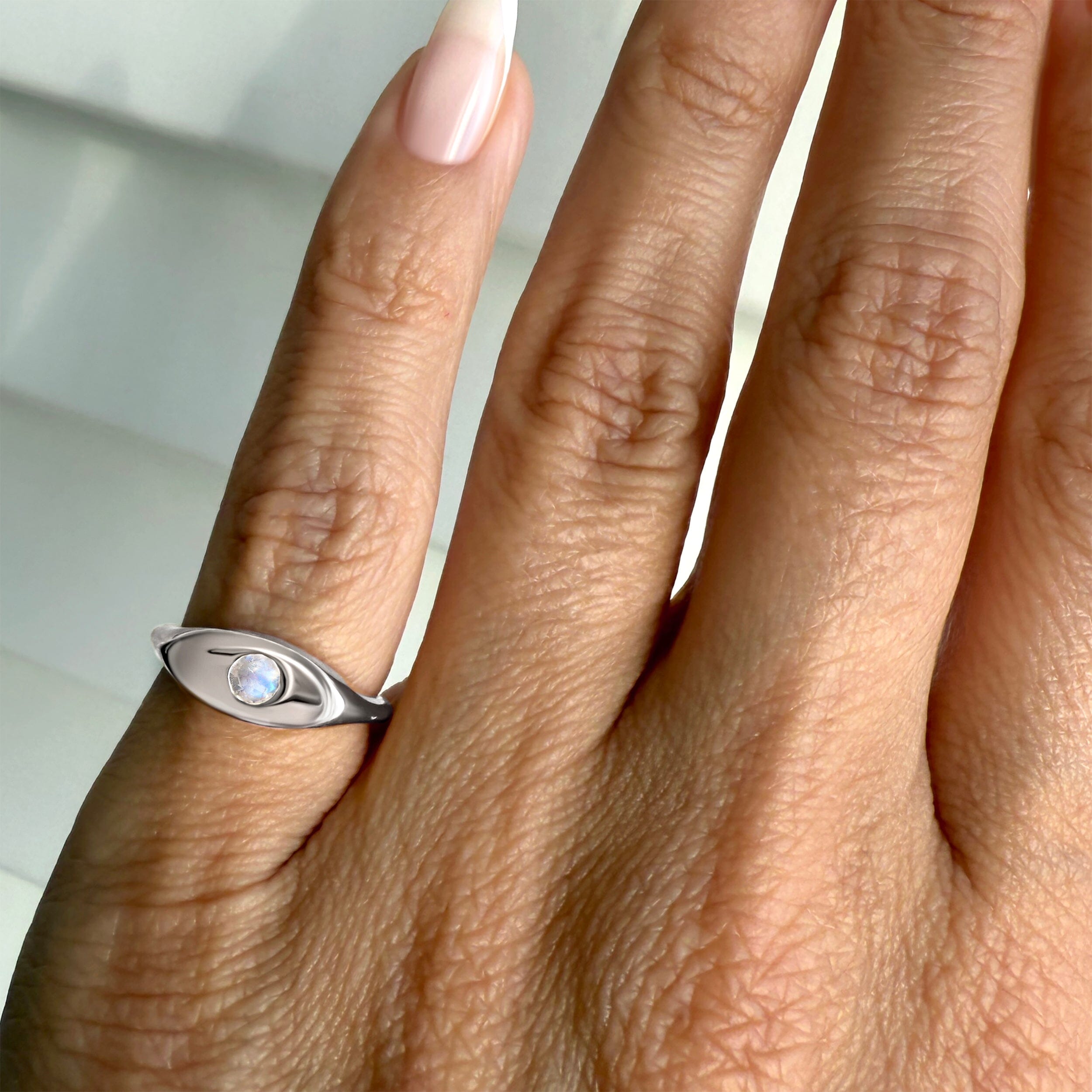 Moonstone Pinky Ring - Signet Lune、mySite、hinf8tx79