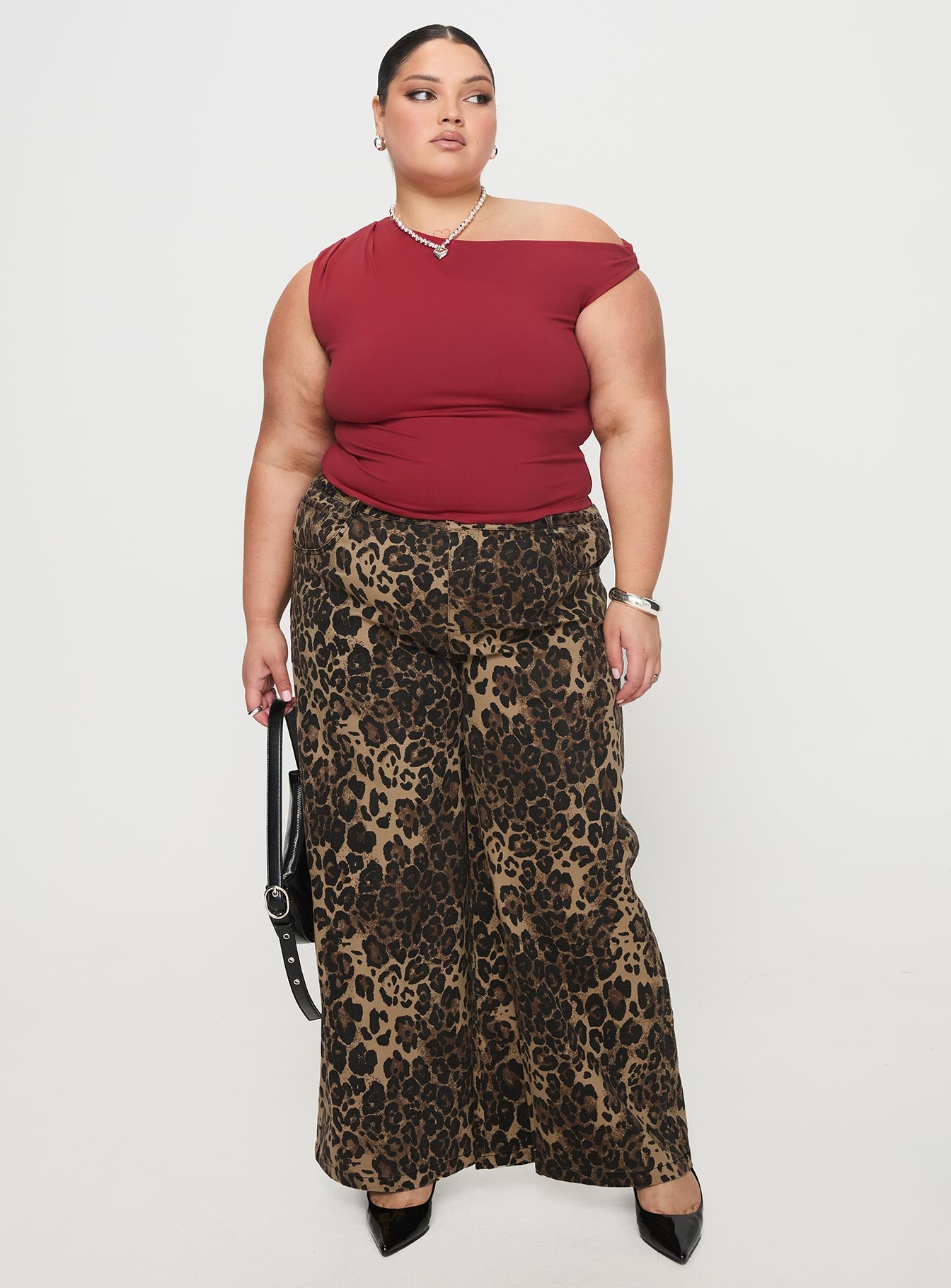 Danza Top Red Curve、mySite、solidvoid